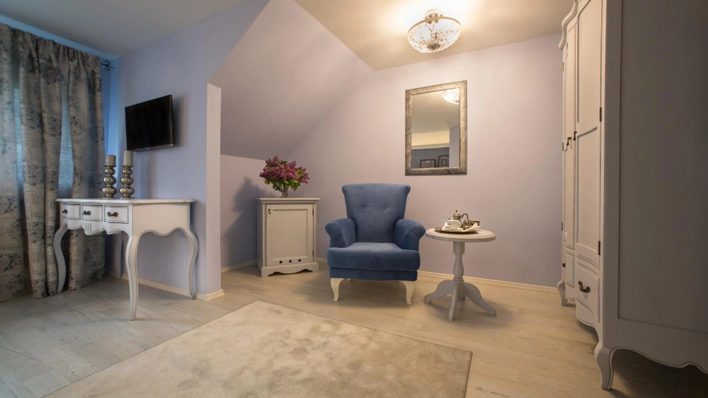 Photo of the whole room in Motel Cincis