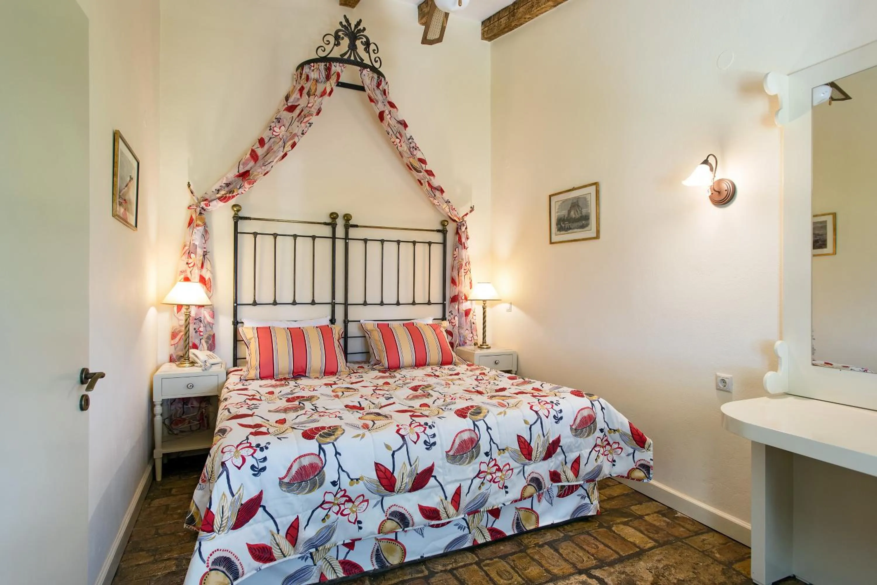 Bedroom, Bed in Fundana Villas