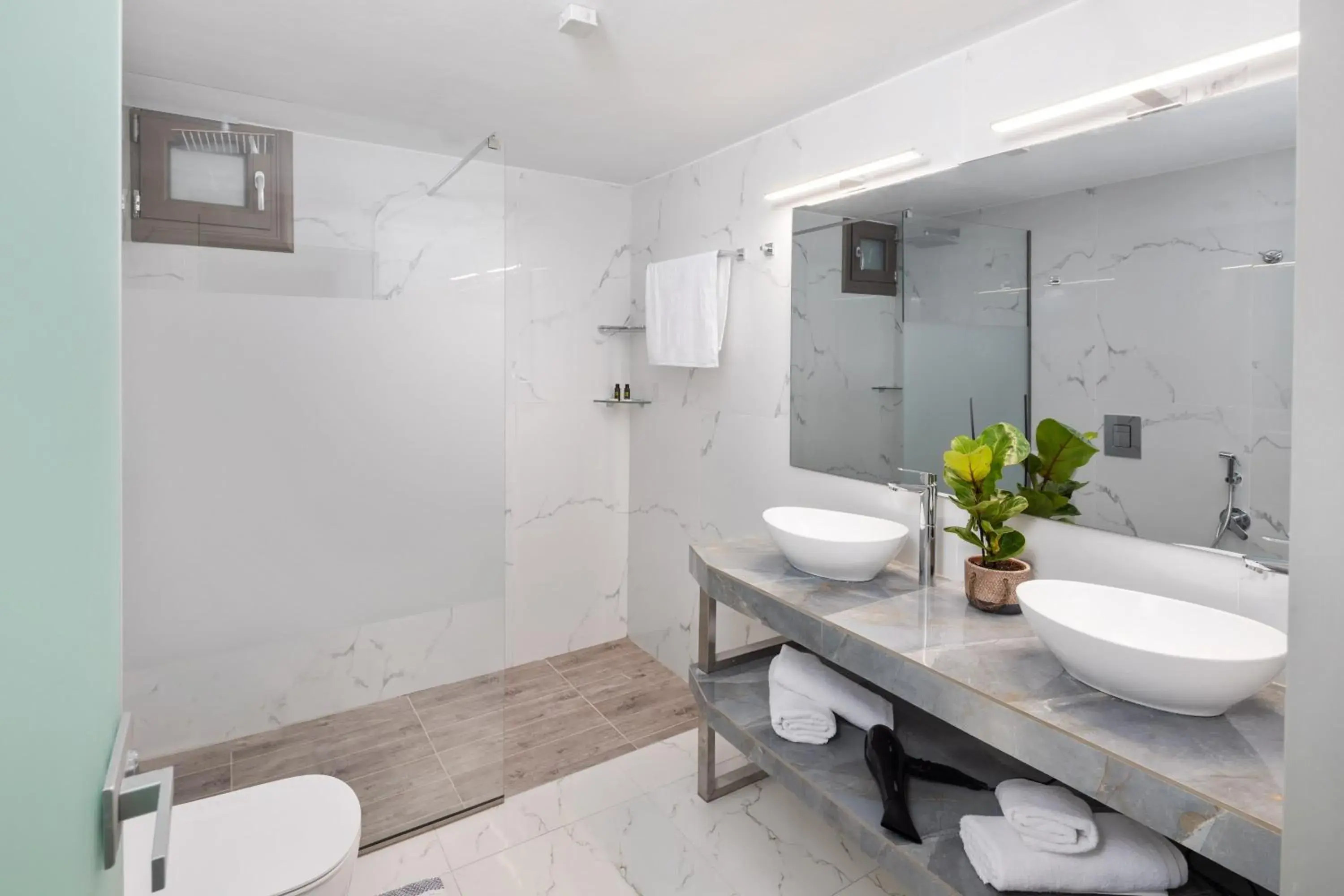 Bathroom in Fundana Villas Bathroom in Fundana Villas