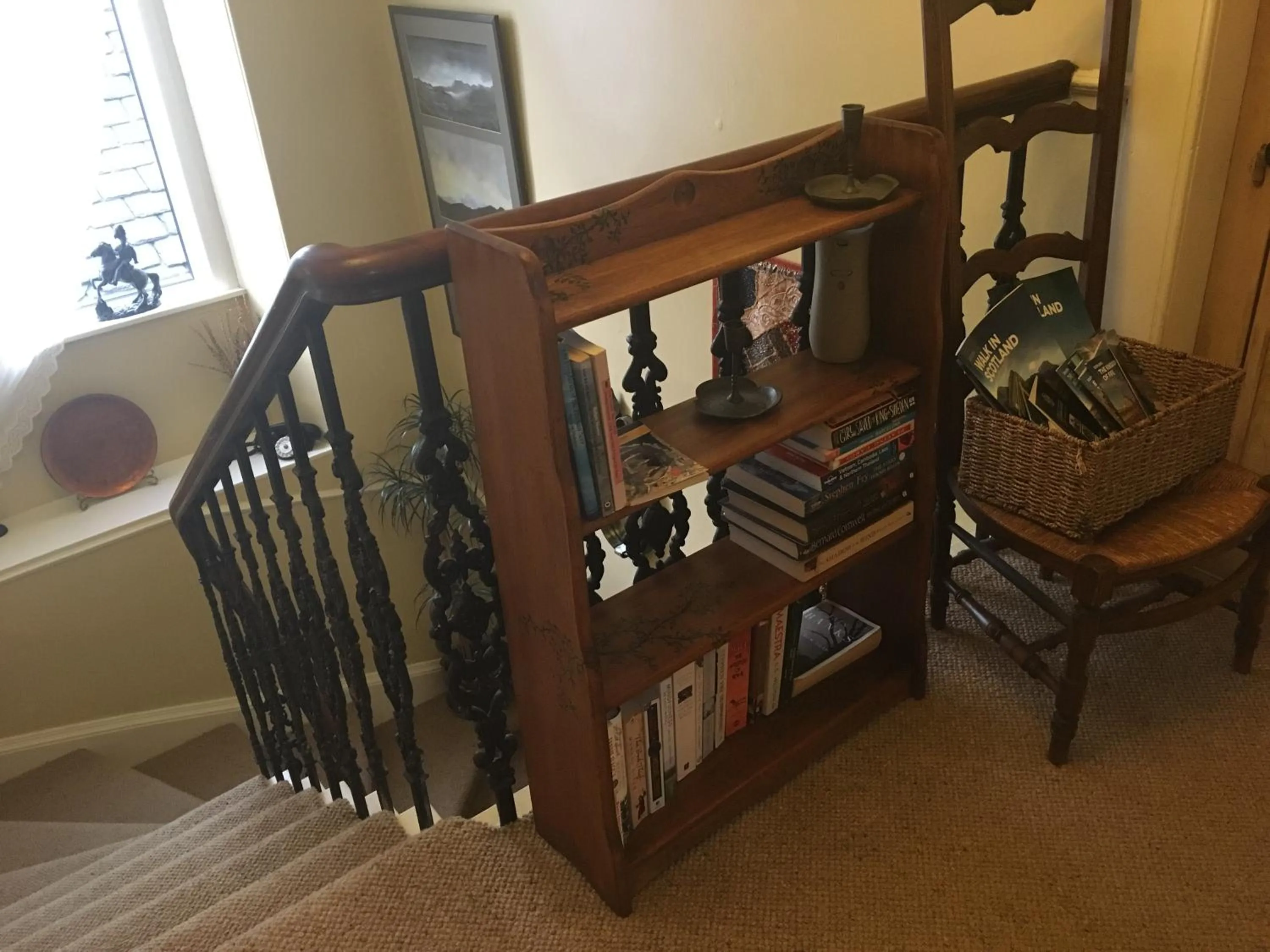 Decorative detail in Dupplin152 bed and breakfast