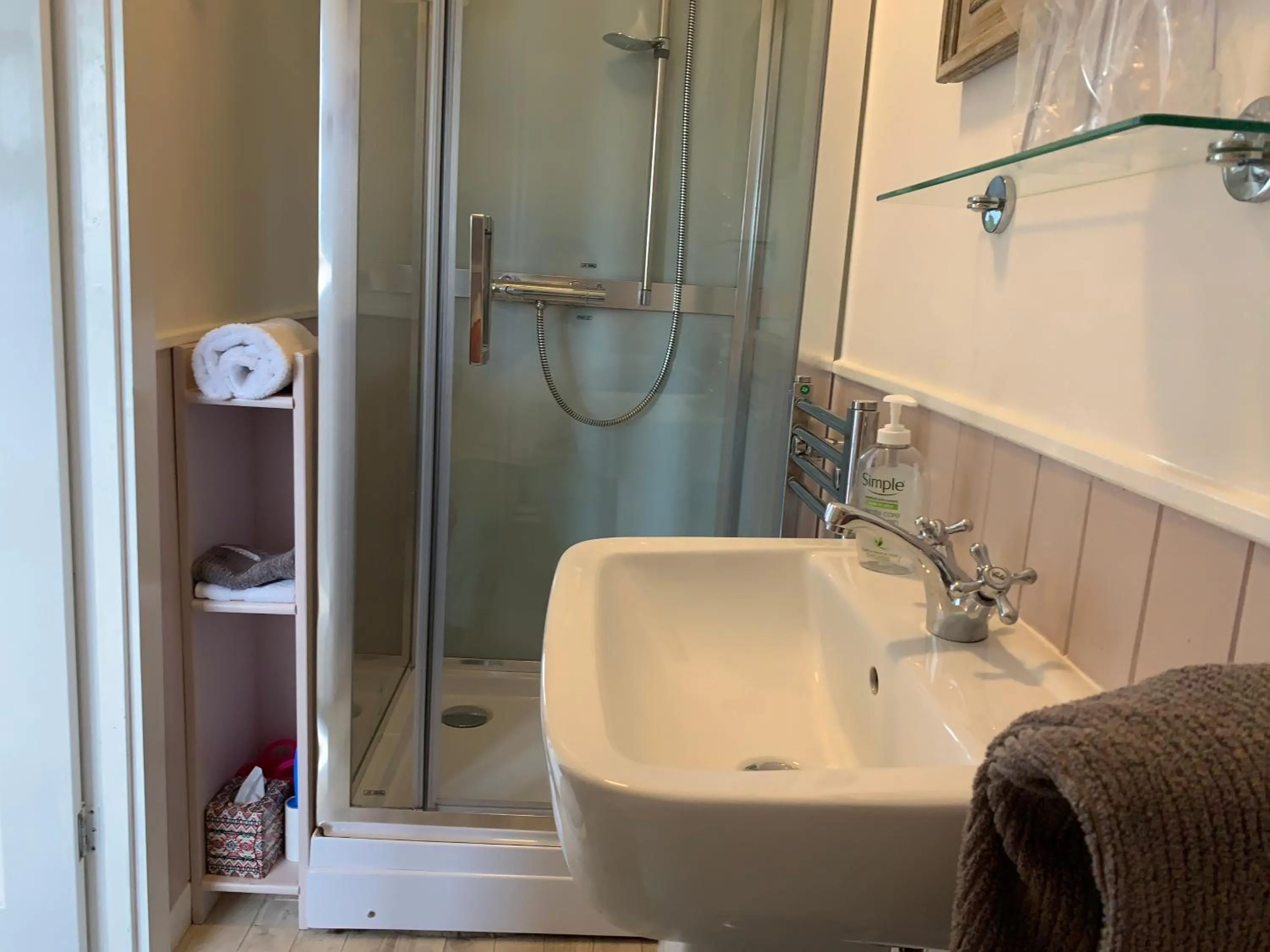 Property building in Dupplin152 bed and breakfast