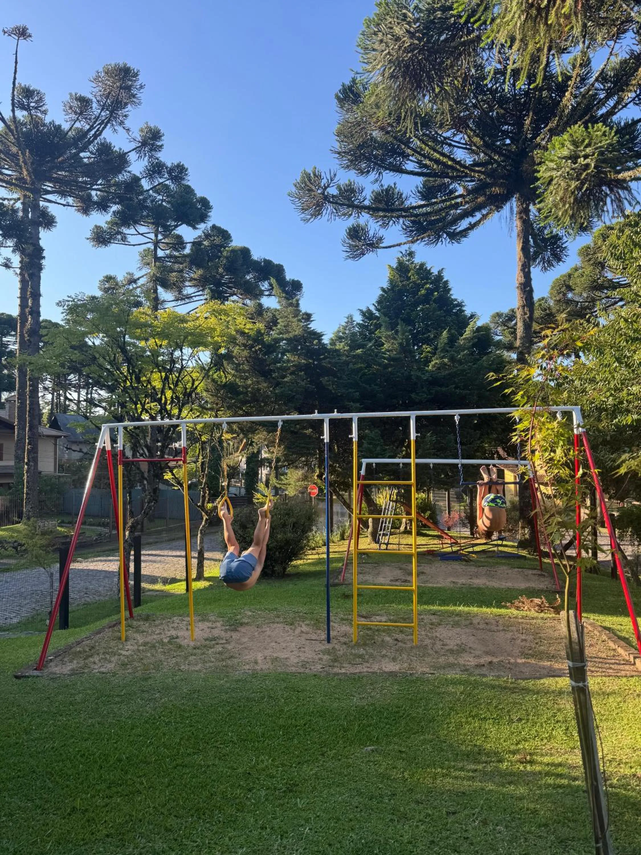young children in Vila Suzana Parque Hotel