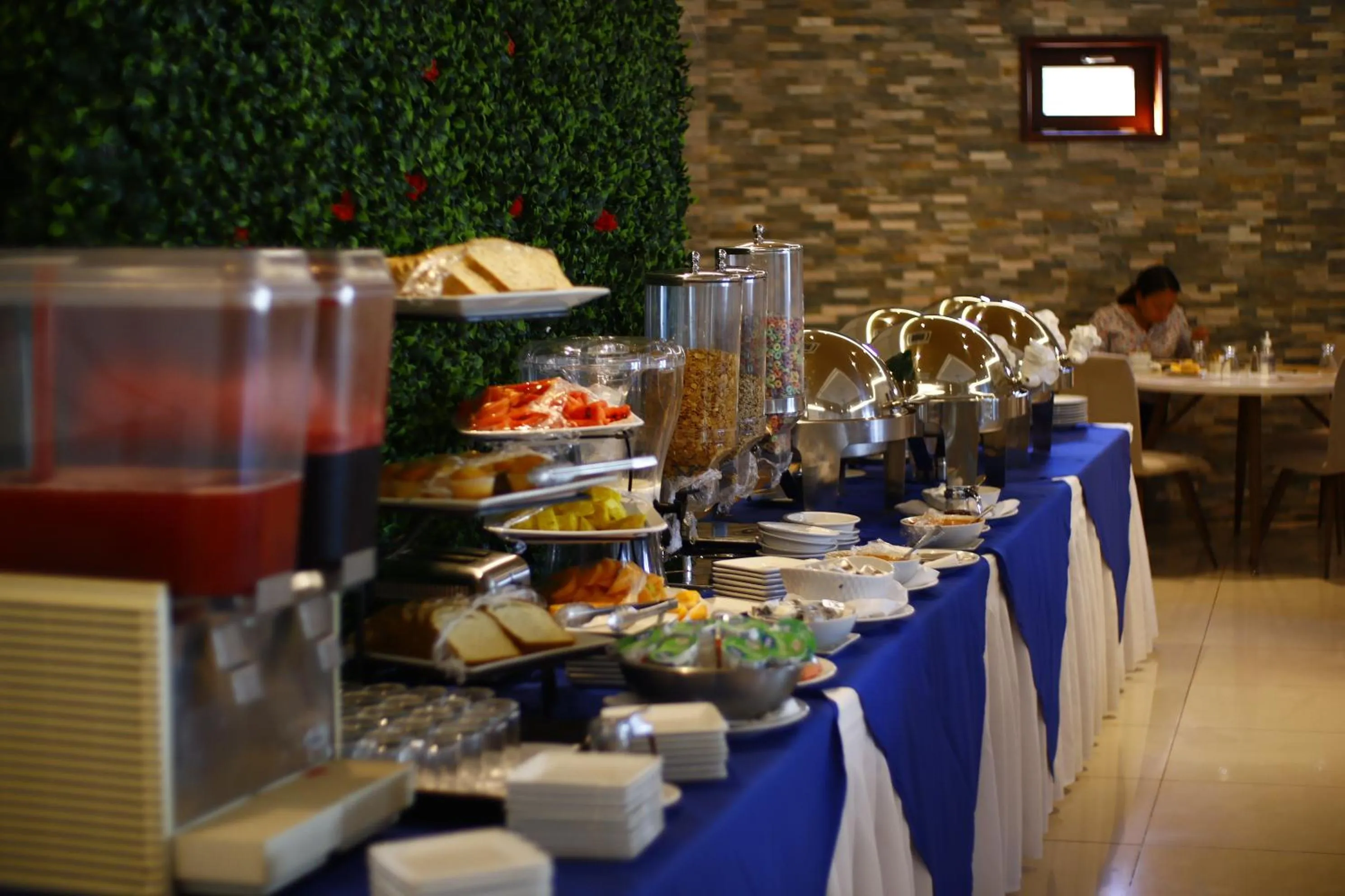 Restaurant/places to eat in Hotel Agualcas