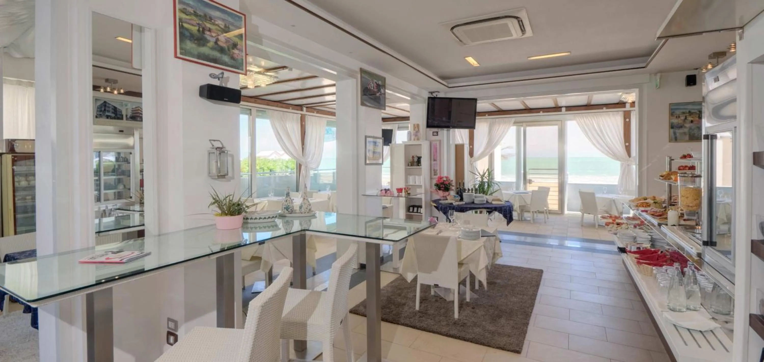 Restaurant/places to eat in Il Conero Mare