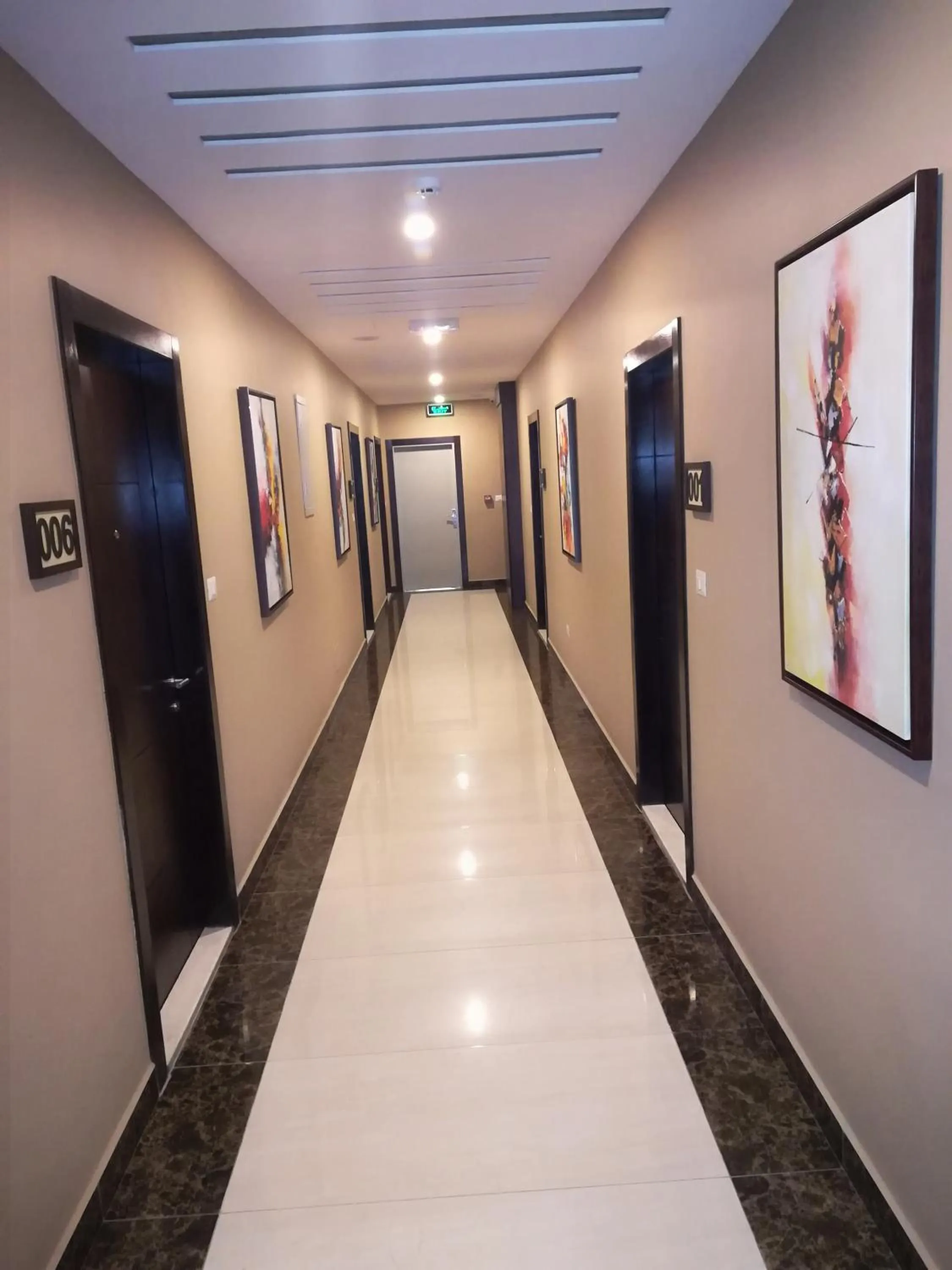 Property building in Shams Alweibdeh Hotel Apartments