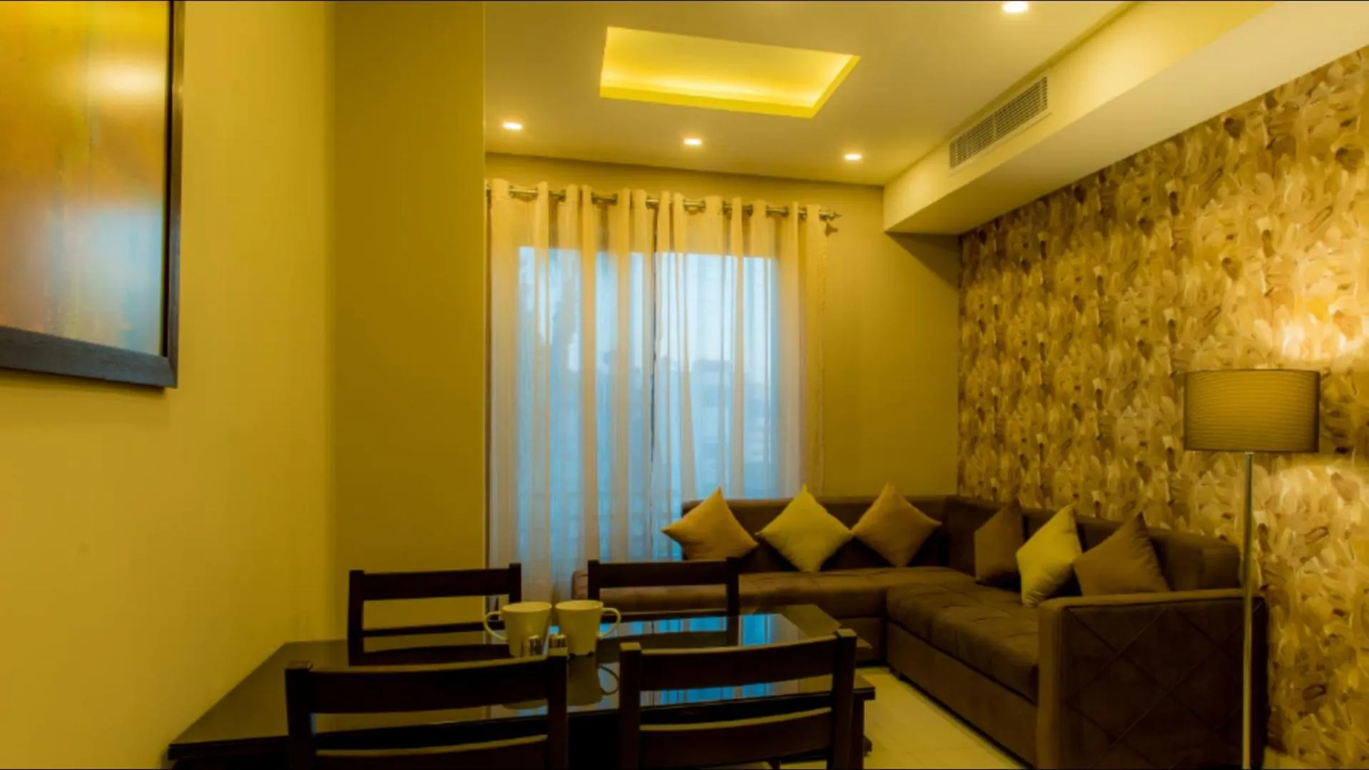 Living room in Shams Alweibdeh Hotel Apartments