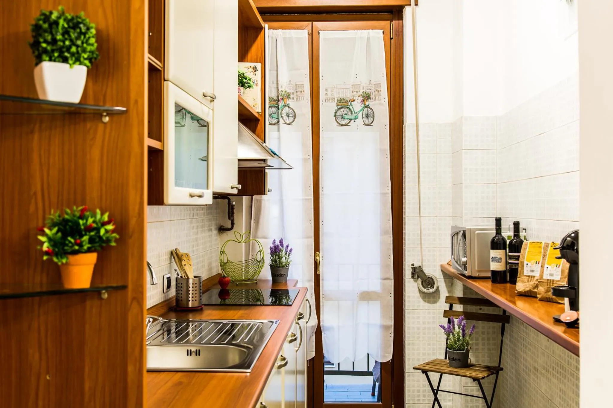 Communal kitchen in B&B Zara