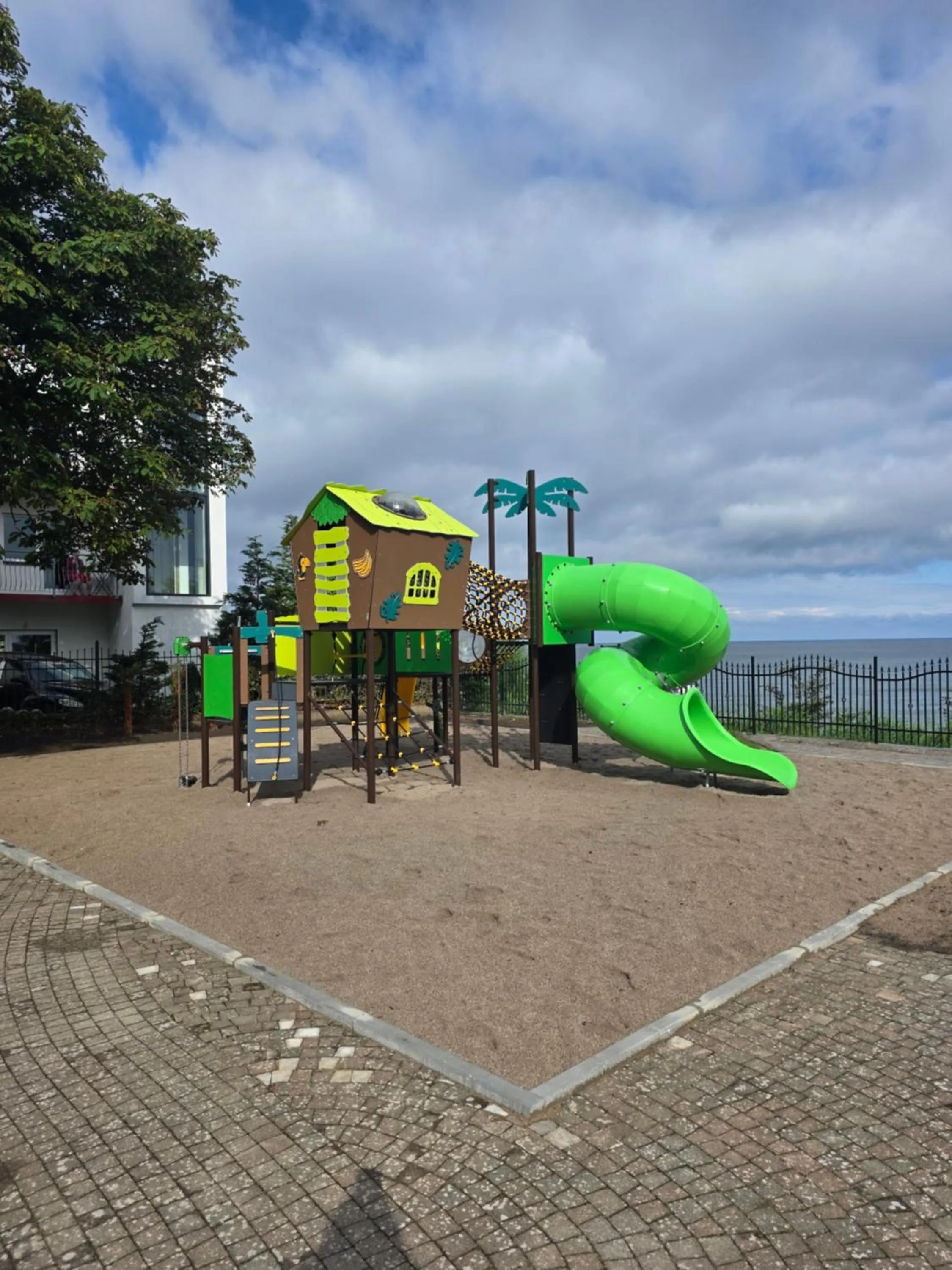 Day in Hotel Wodnik Twój Hotel z widokiem na morze