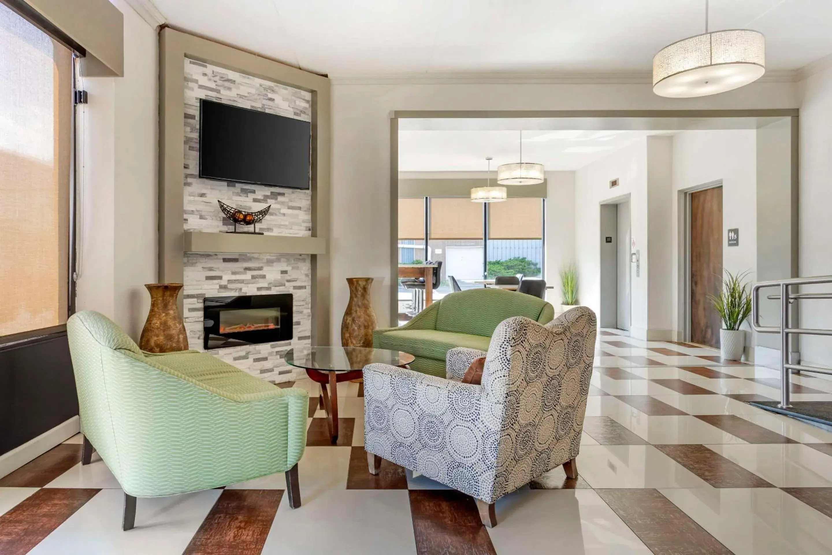 Lobby or reception in Comfort Inn Edgewater on Hudson River Lobby or reception in Comfort Inn Edgewater on Hudson River