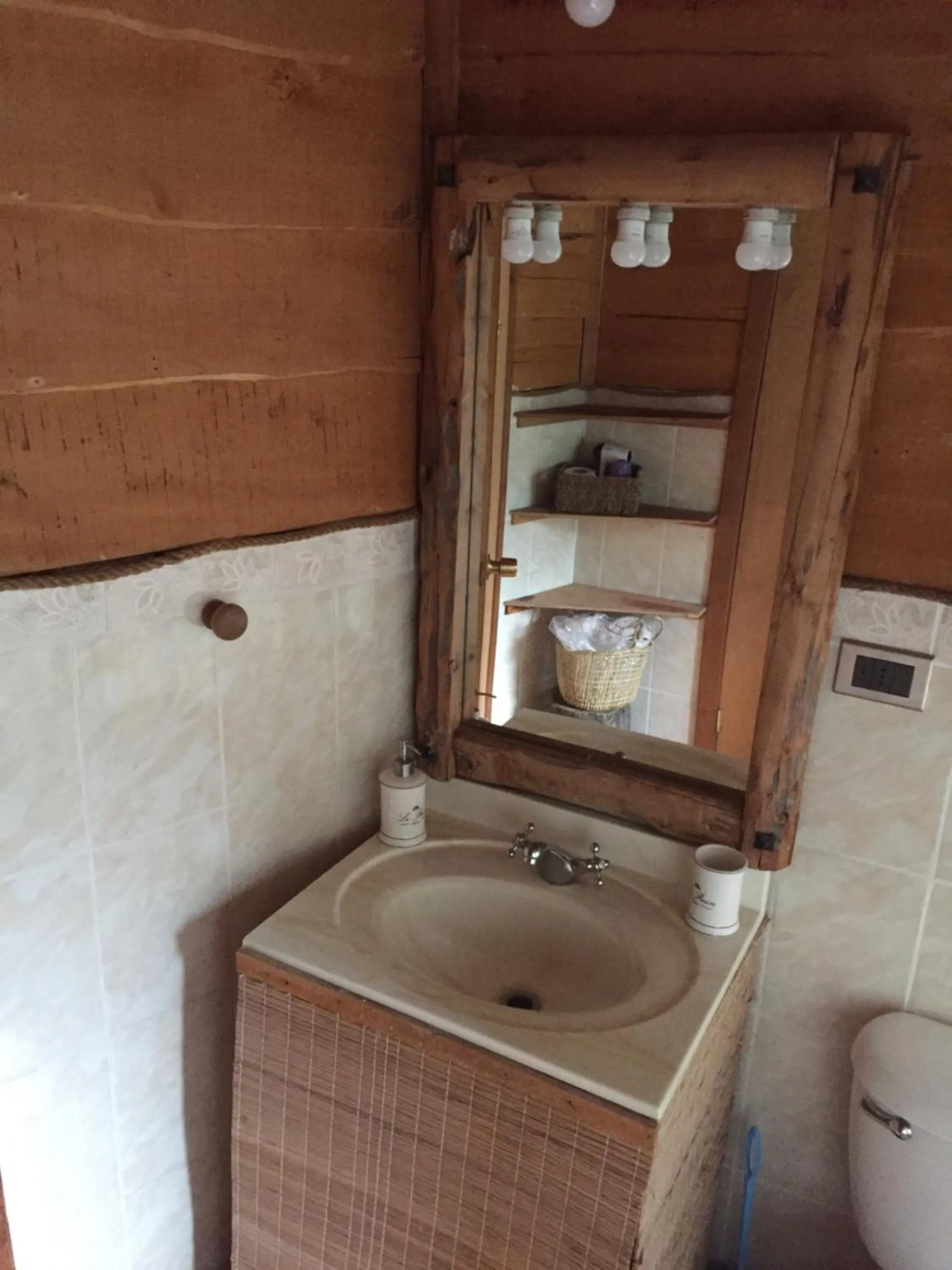 Bathroom in Kiyen Rupu Huillinco Chiloé