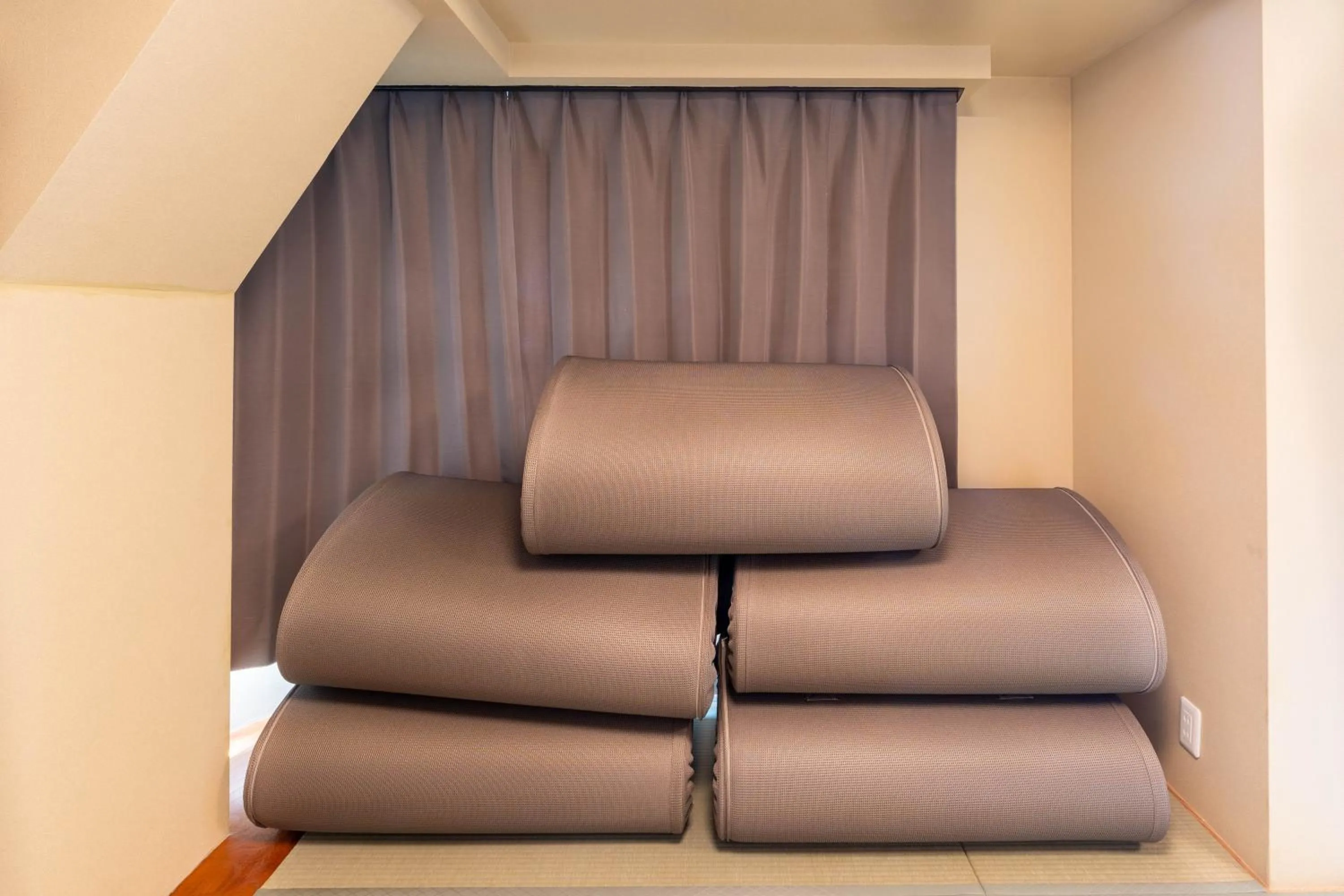 Bed in Nihonbashi Kakigara Ryokan