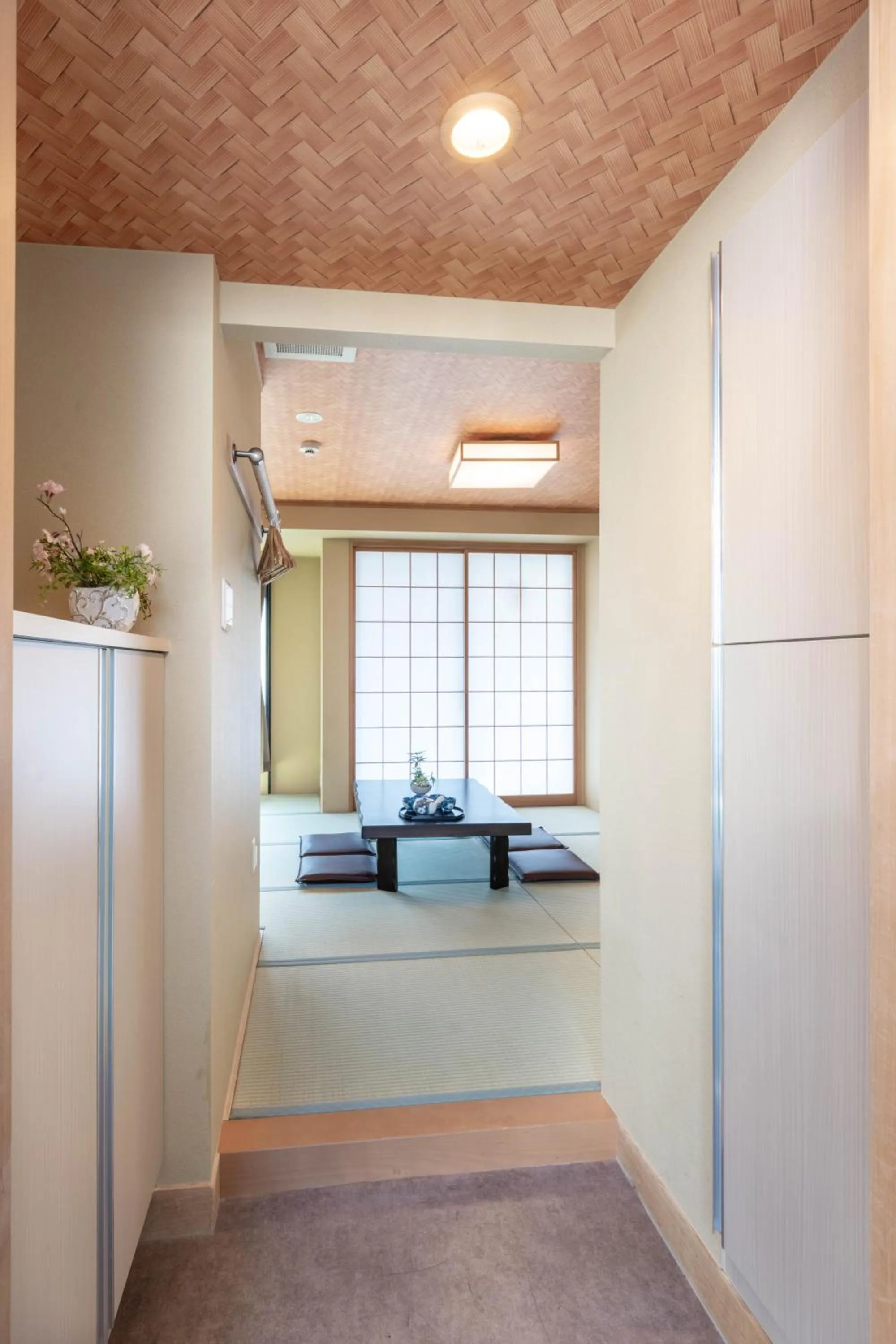 Photo of the whole room in Nihonbashi Kakigara Ryokan