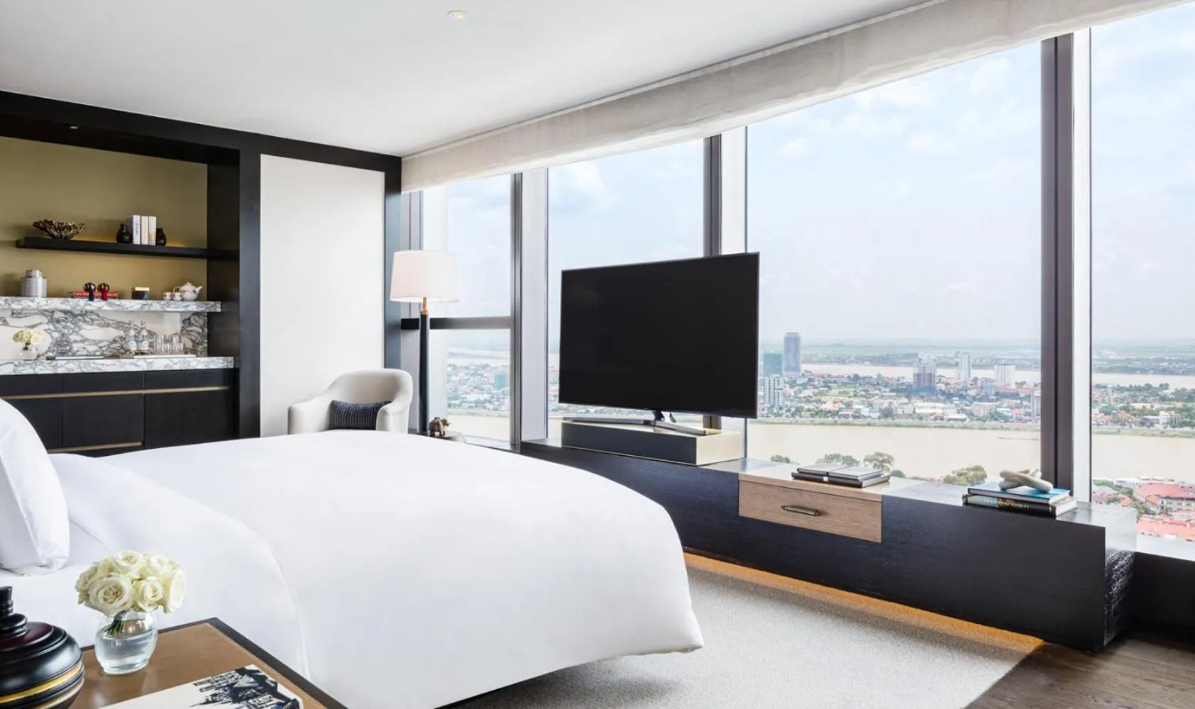 Bedroom, Bed in Rosewood Phnom Penh