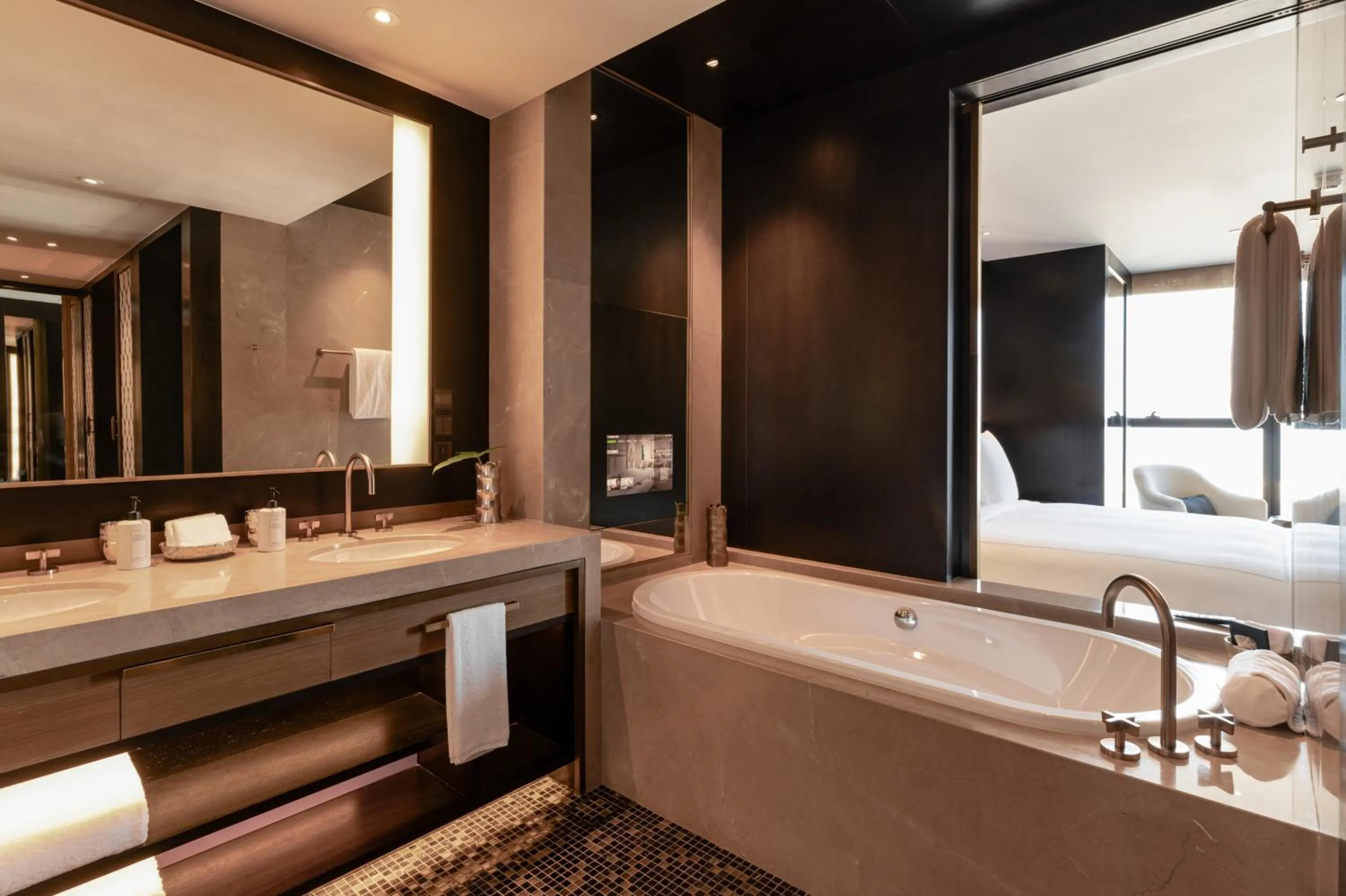 Bathroom in Rosewood Phnom Penh