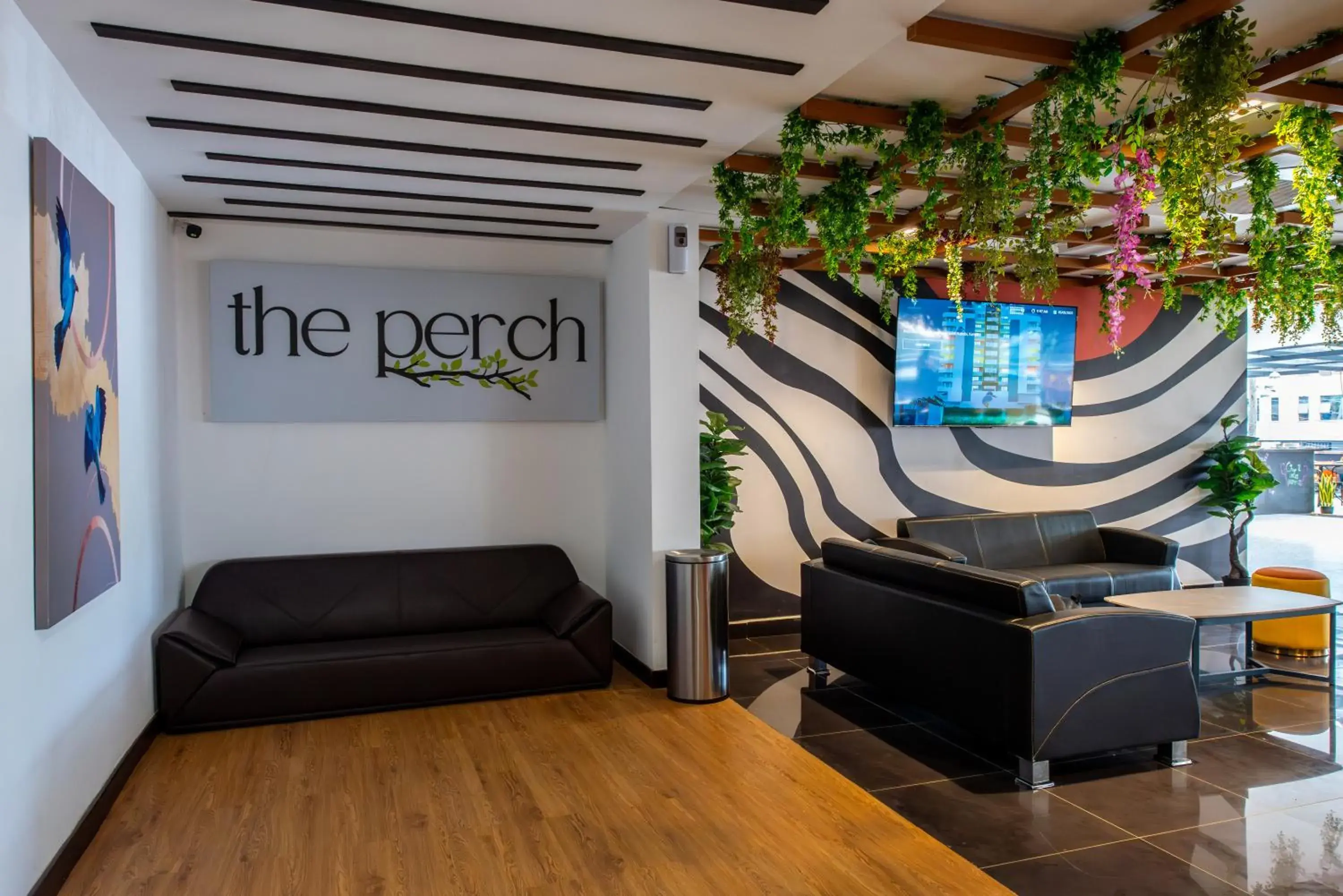 Restaurant/places to eat in Kingfisher Nest Hotel Suites- Westlands, Near Sarit Center Restaurant/places to eat in Kingfisher Nest Hotel Suites- Westlands, Near Sarit Center