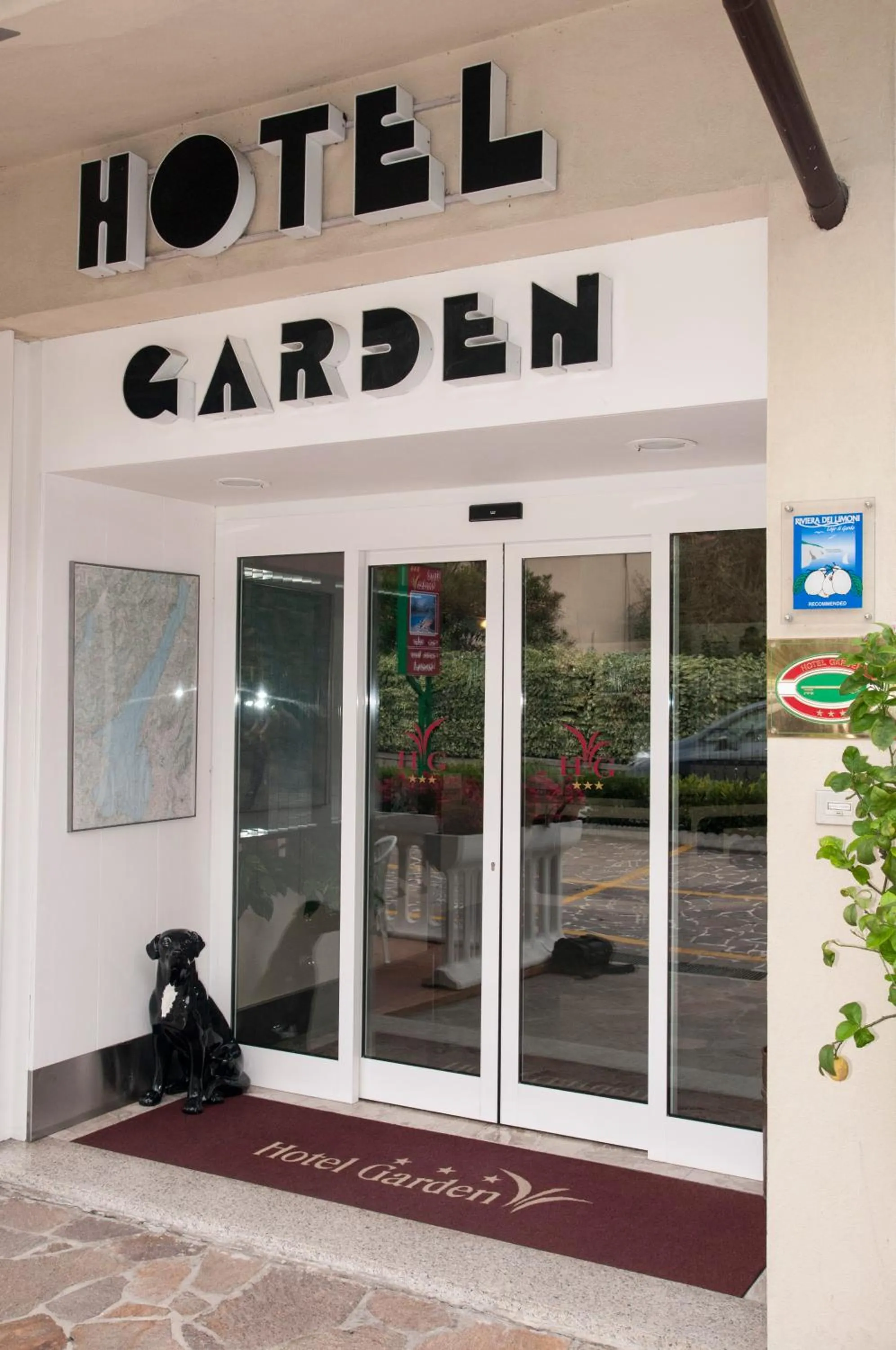 Facade/entrance in Hotel Garden