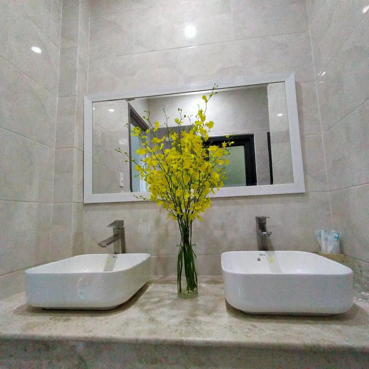 Bathroom in Dalat Memory Inn