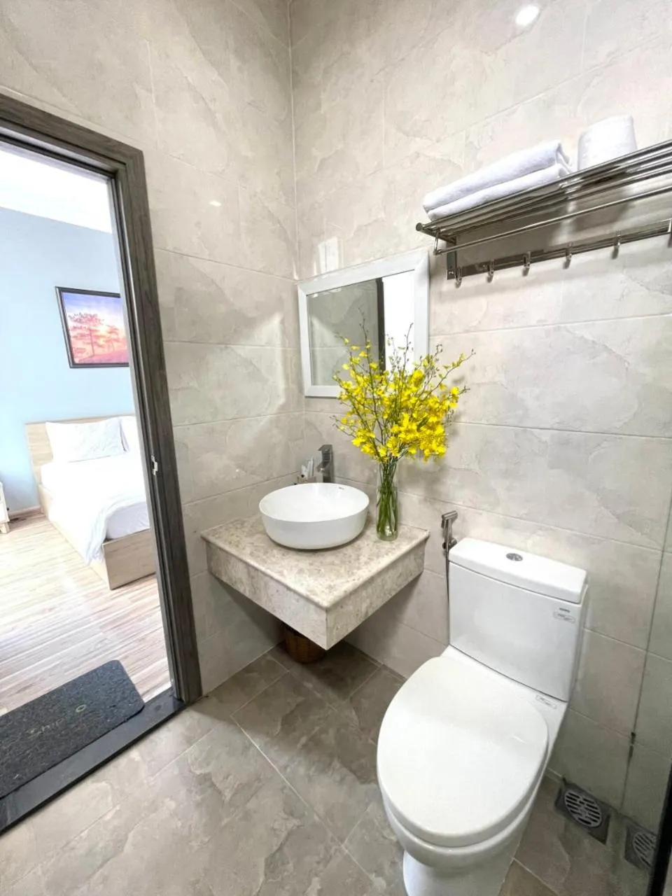 Shower in Dalat Memory Inn