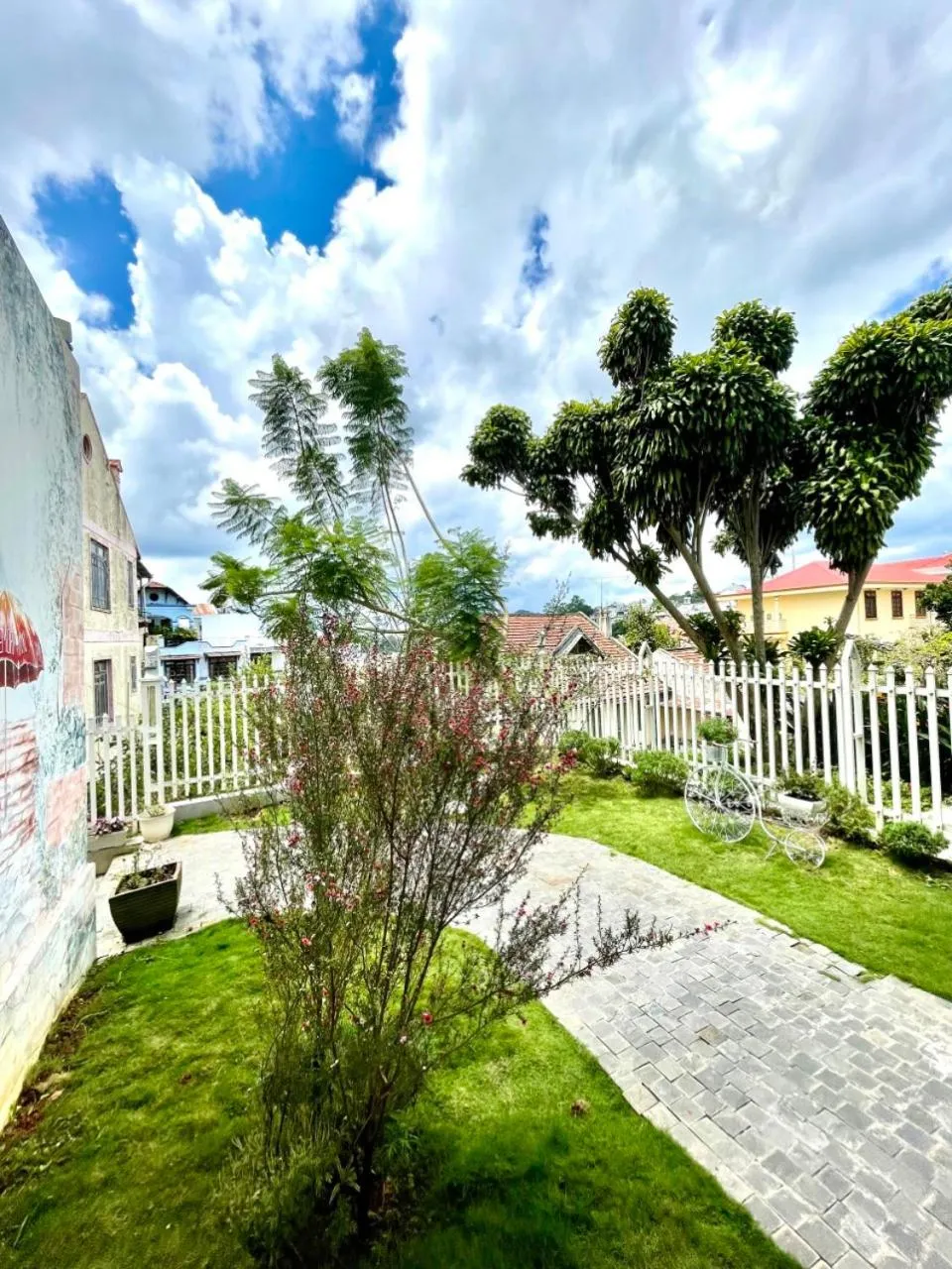 Property building in Dalat Memory Inn