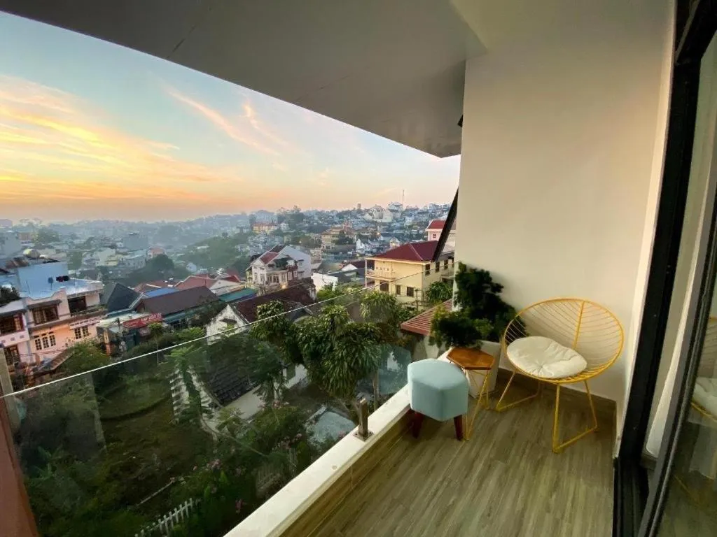 Inner courtyard view in Dalat Memory Inn