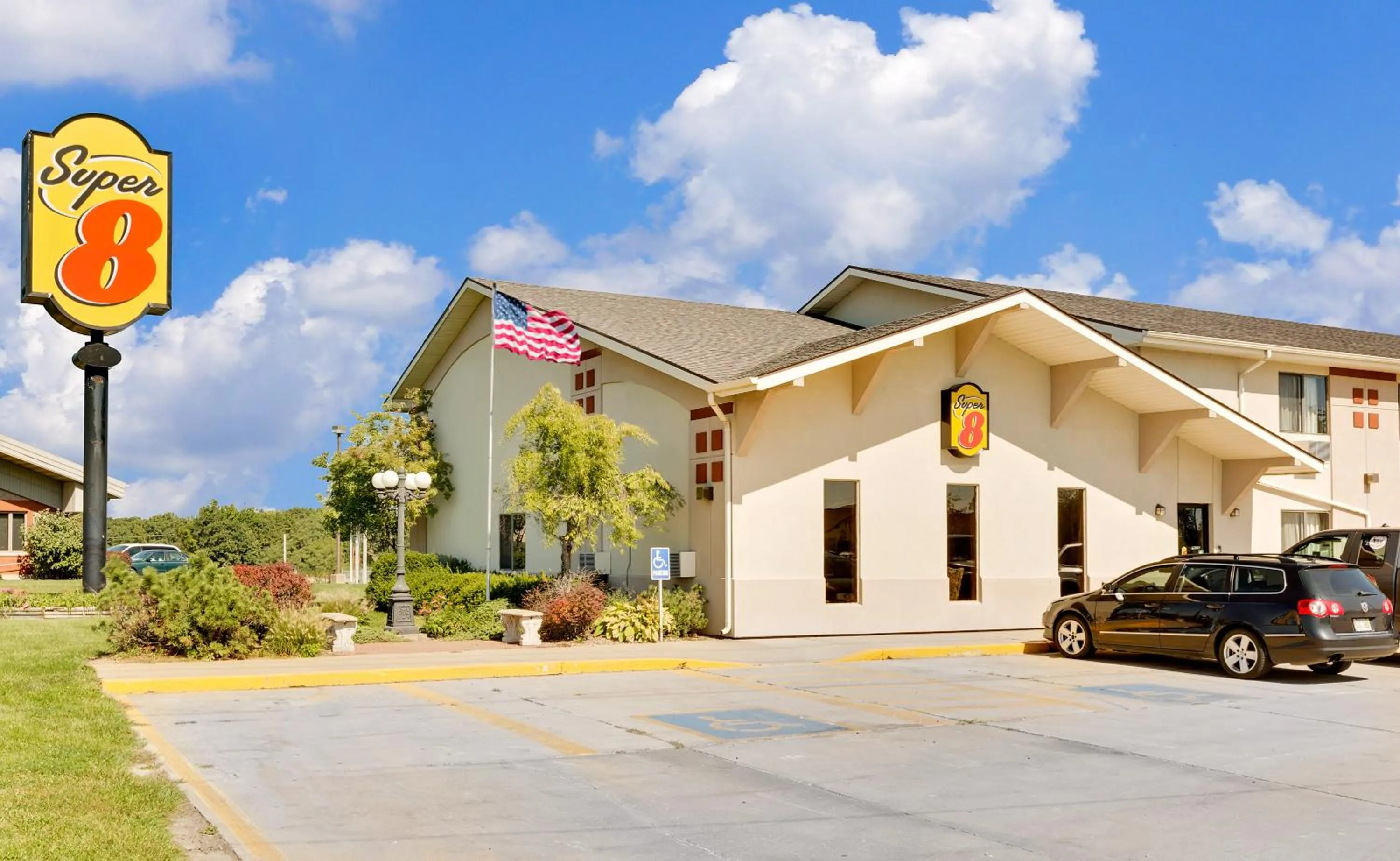 Super 8 by Wyndham Keokuk