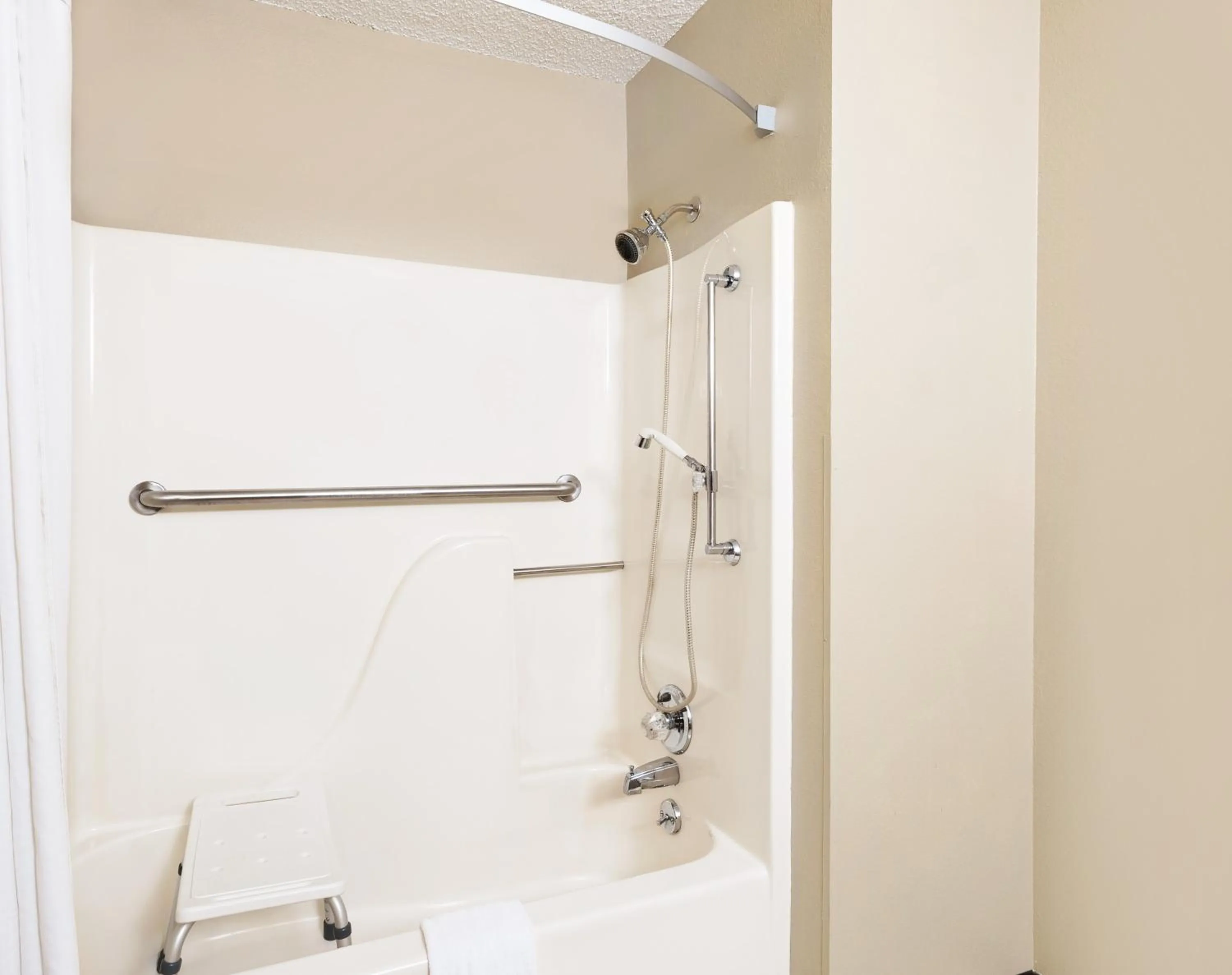 Continental breakfast in Super 8 by Wyndham Keokuk