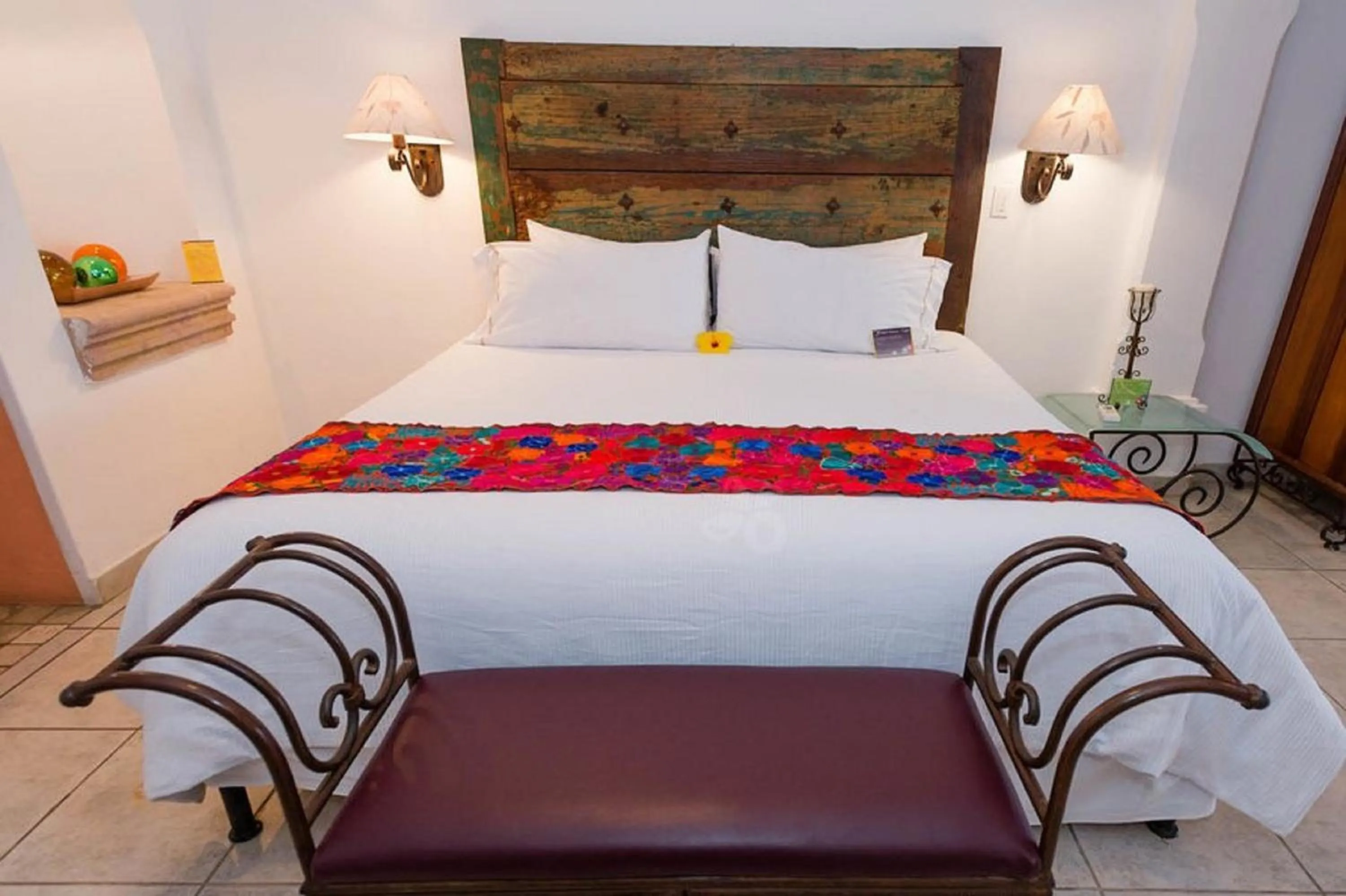 cot, Bed in El Encanto Inn & Suites