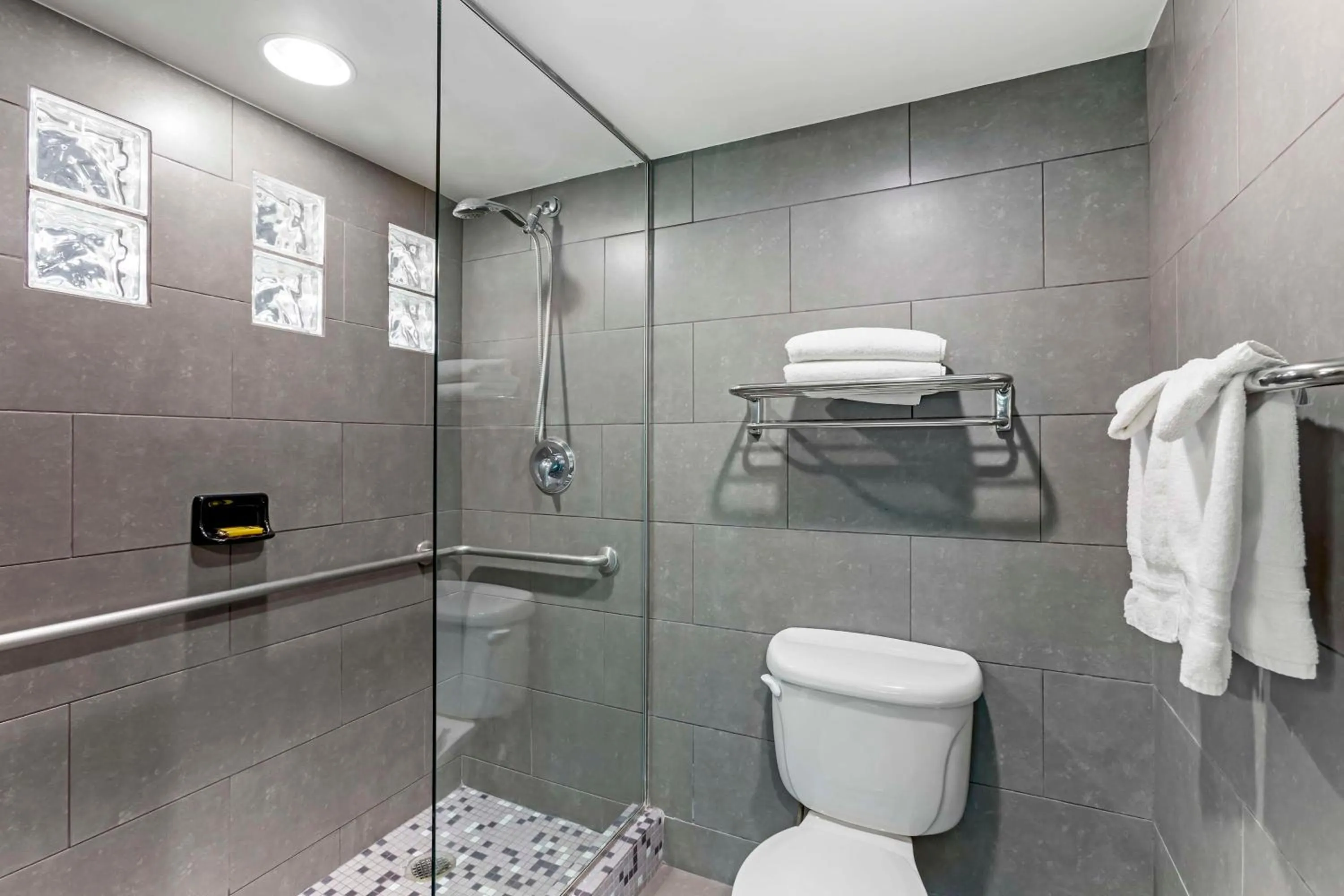 Bathroom in Best Western Plus Sundial