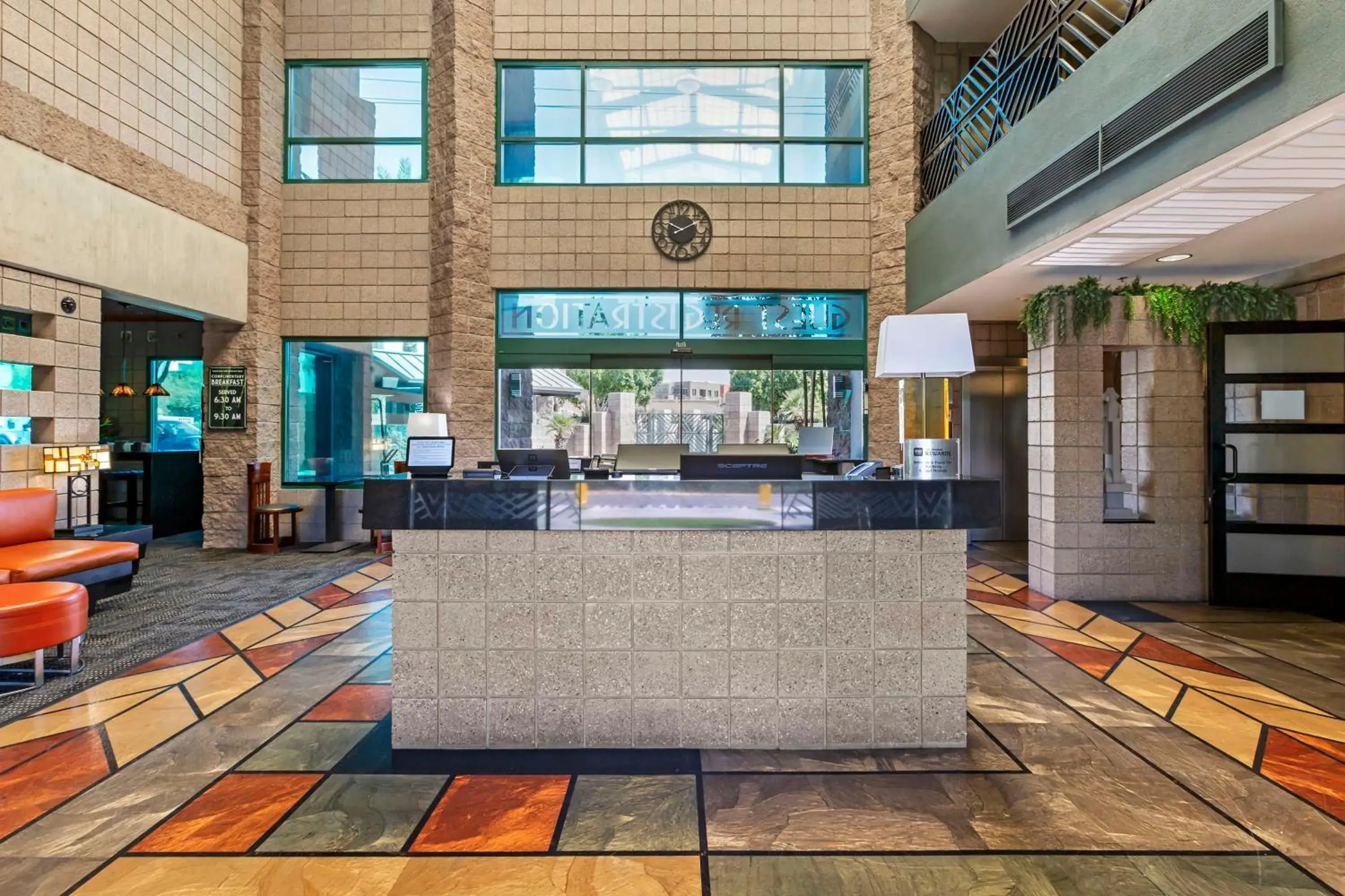 Lobby or reception in Best Western Plus Sundial Lobby or reception in Best Western Plus Sundial