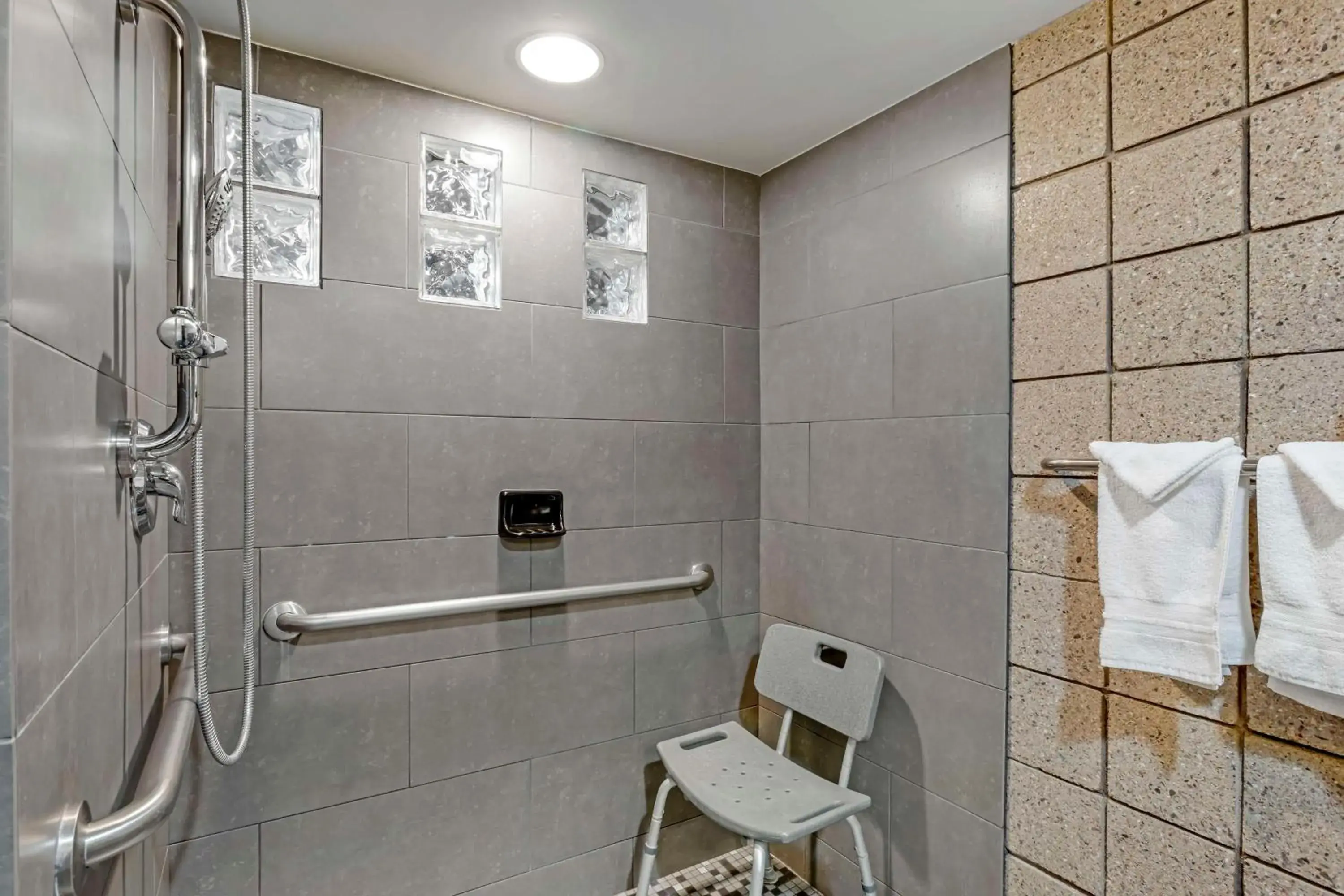 Bedroom in Best Western Plus Sundial Bedroom in Best Western Plus Sundial