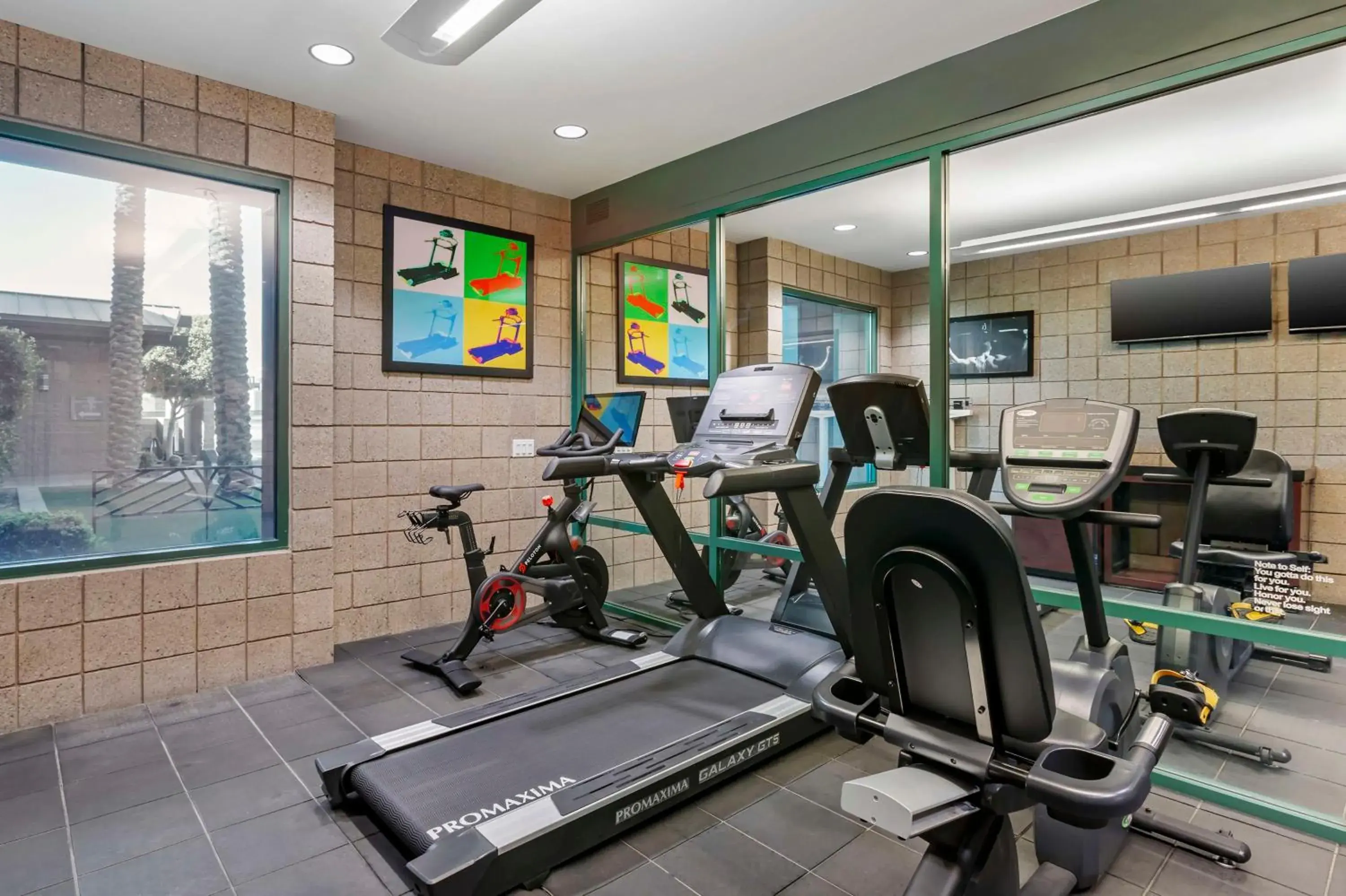 Fitness centre/facilities in Best Western Plus Sundial Fitness centre/facilities in Best Western Plus Sundial