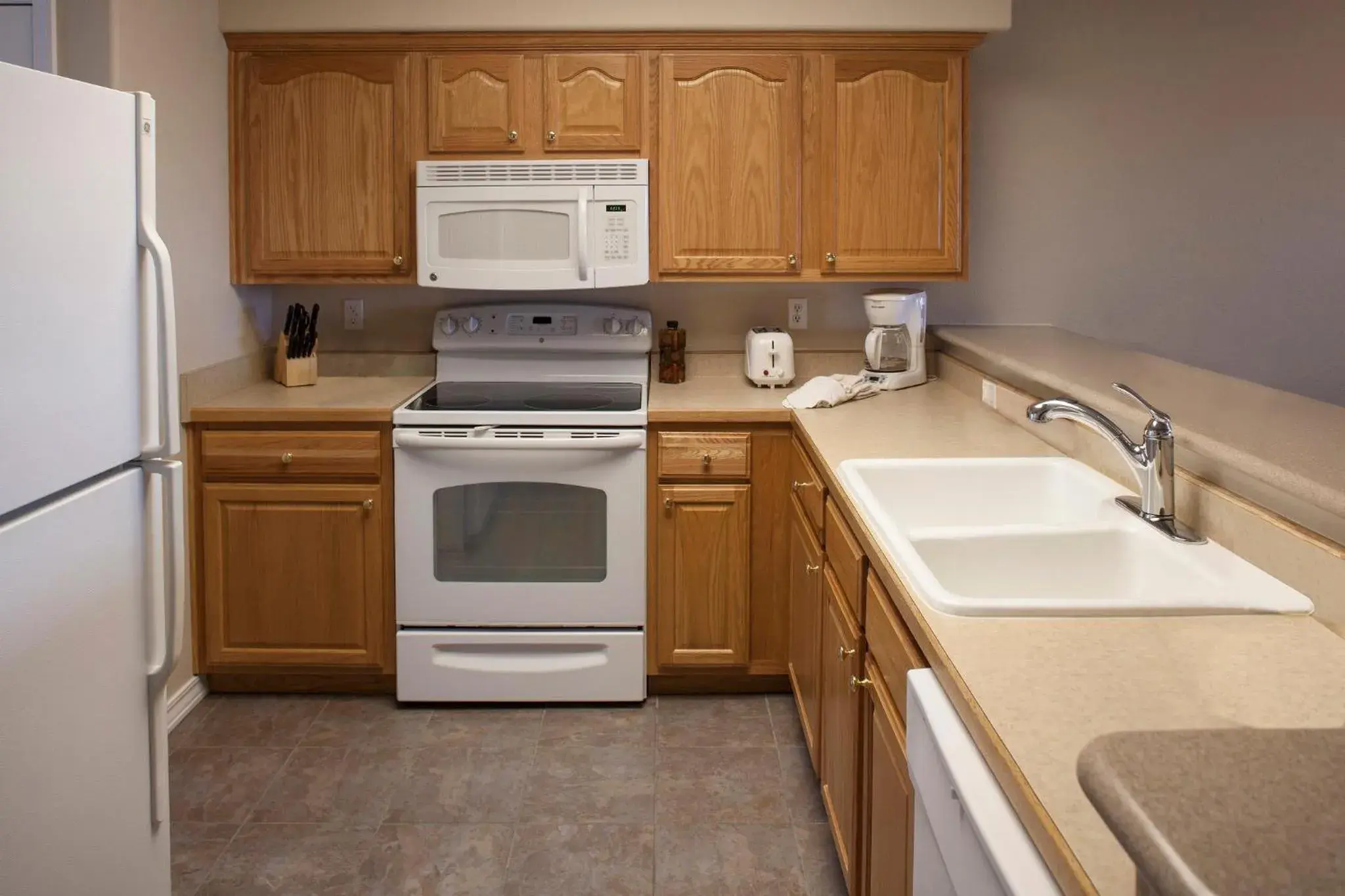 Kitchen or kitchenette, Kitchen/Kitchenette in Palace View Resort By Spinnaker