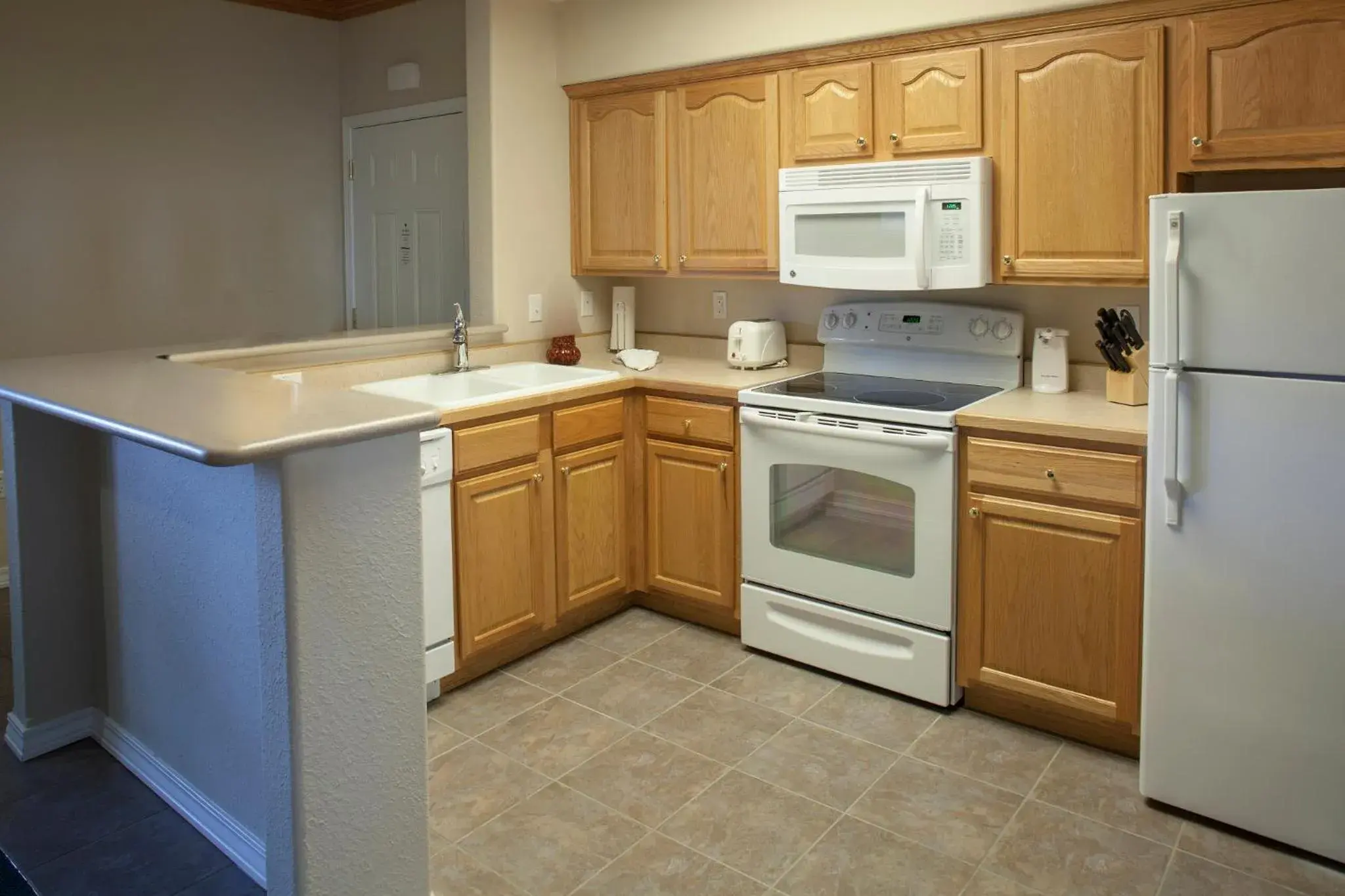 Kitchen or kitchenette, Kitchen/Kitchenette in Palace View Resort By Spinnaker