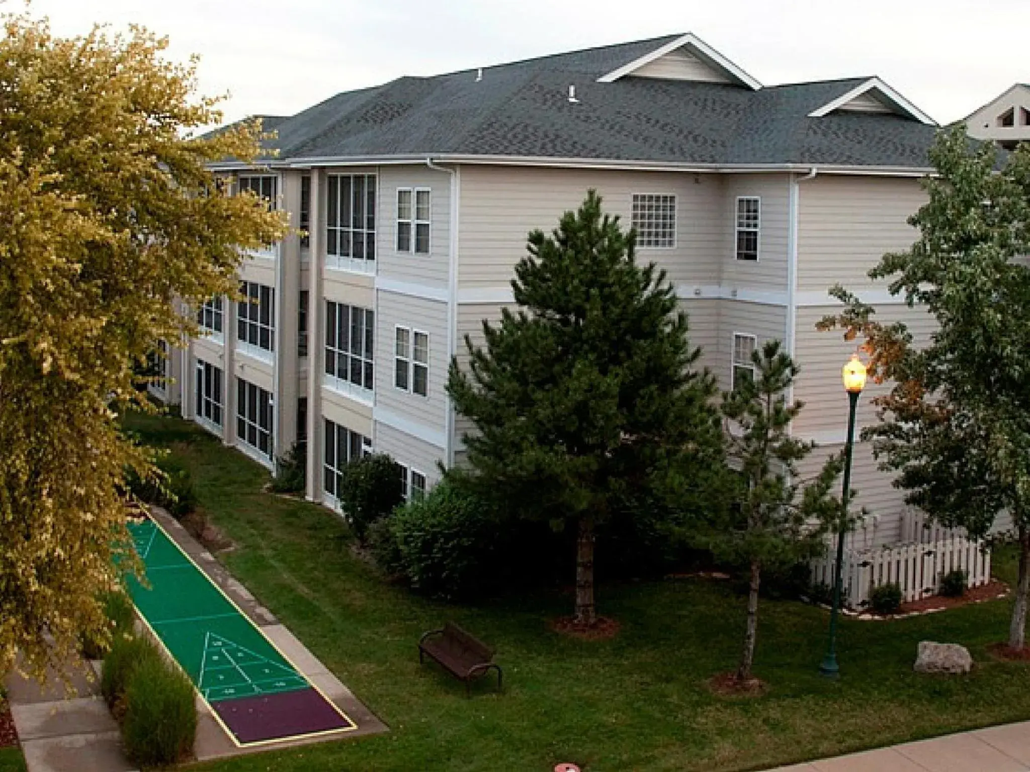 Facade/entrance, Property Building in Palace View Resort By Spinnaker