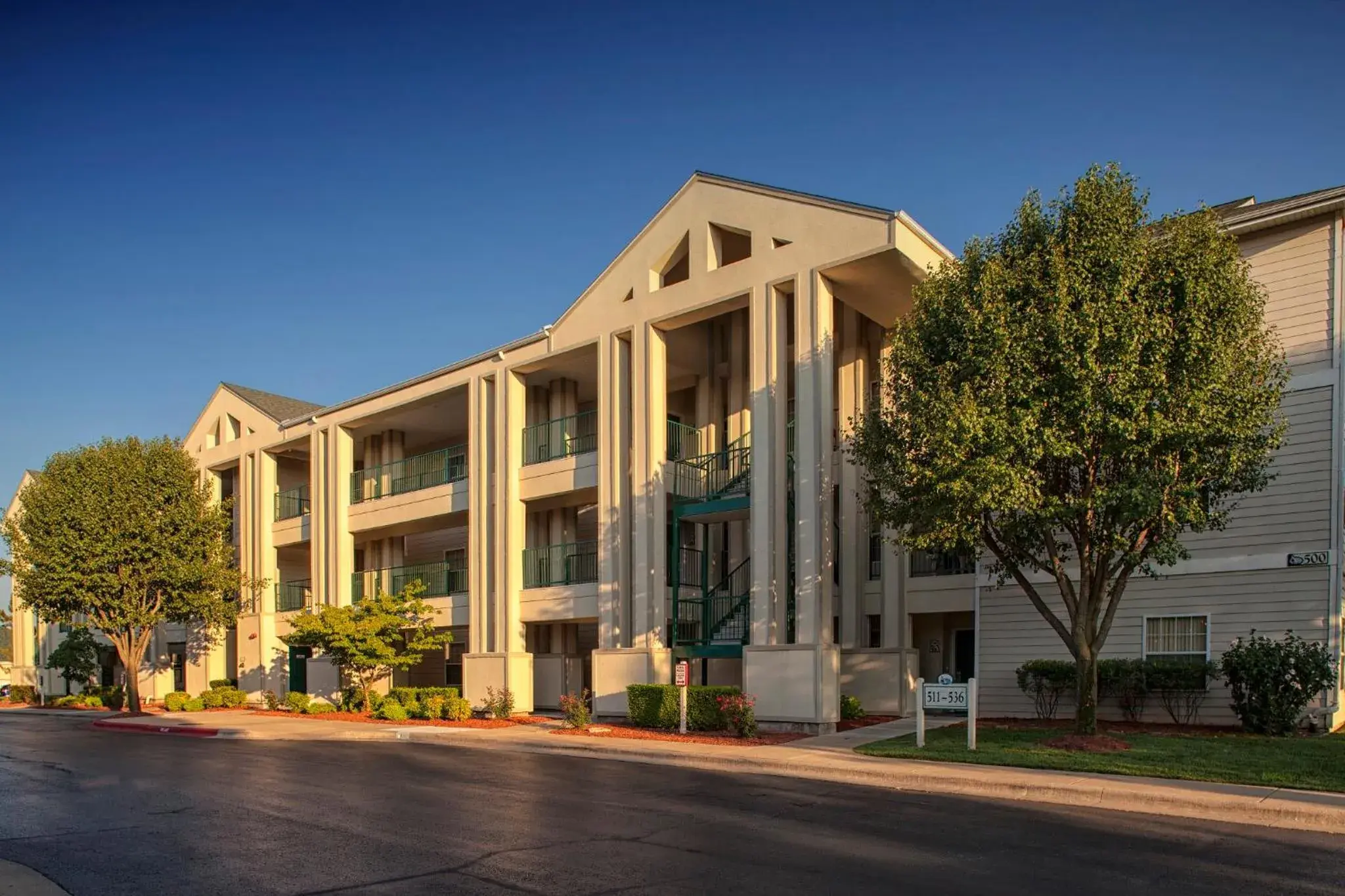 Facade/entrance, Property Building in Palace View Resort By Spinnaker