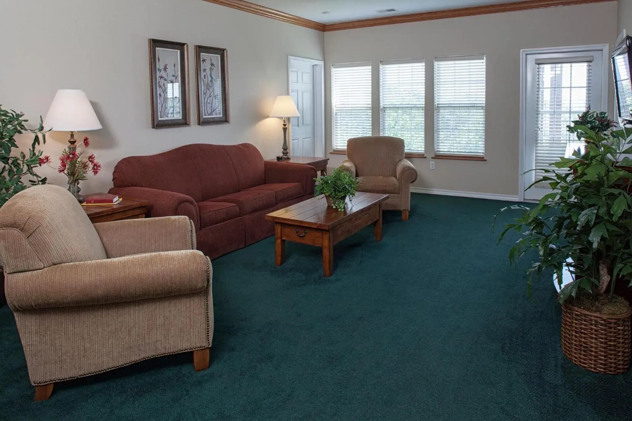 Living room, Seating Area in Palace View Resort By Spinnaker