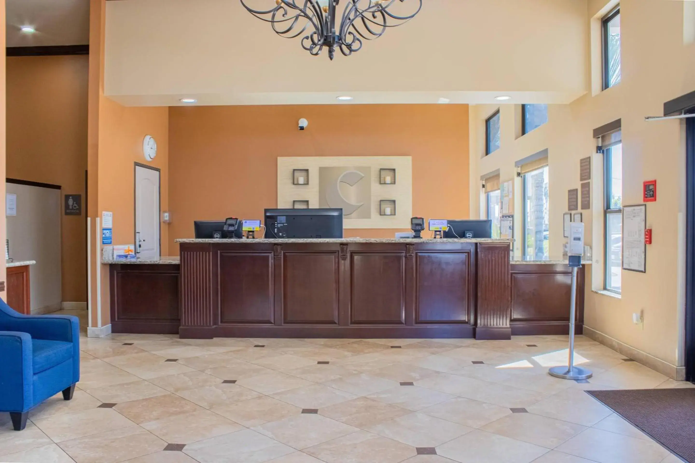Lobby or reception in Comfort Inn & Suites Colton Lobby or reception in Comfort Inn & Suites Colton