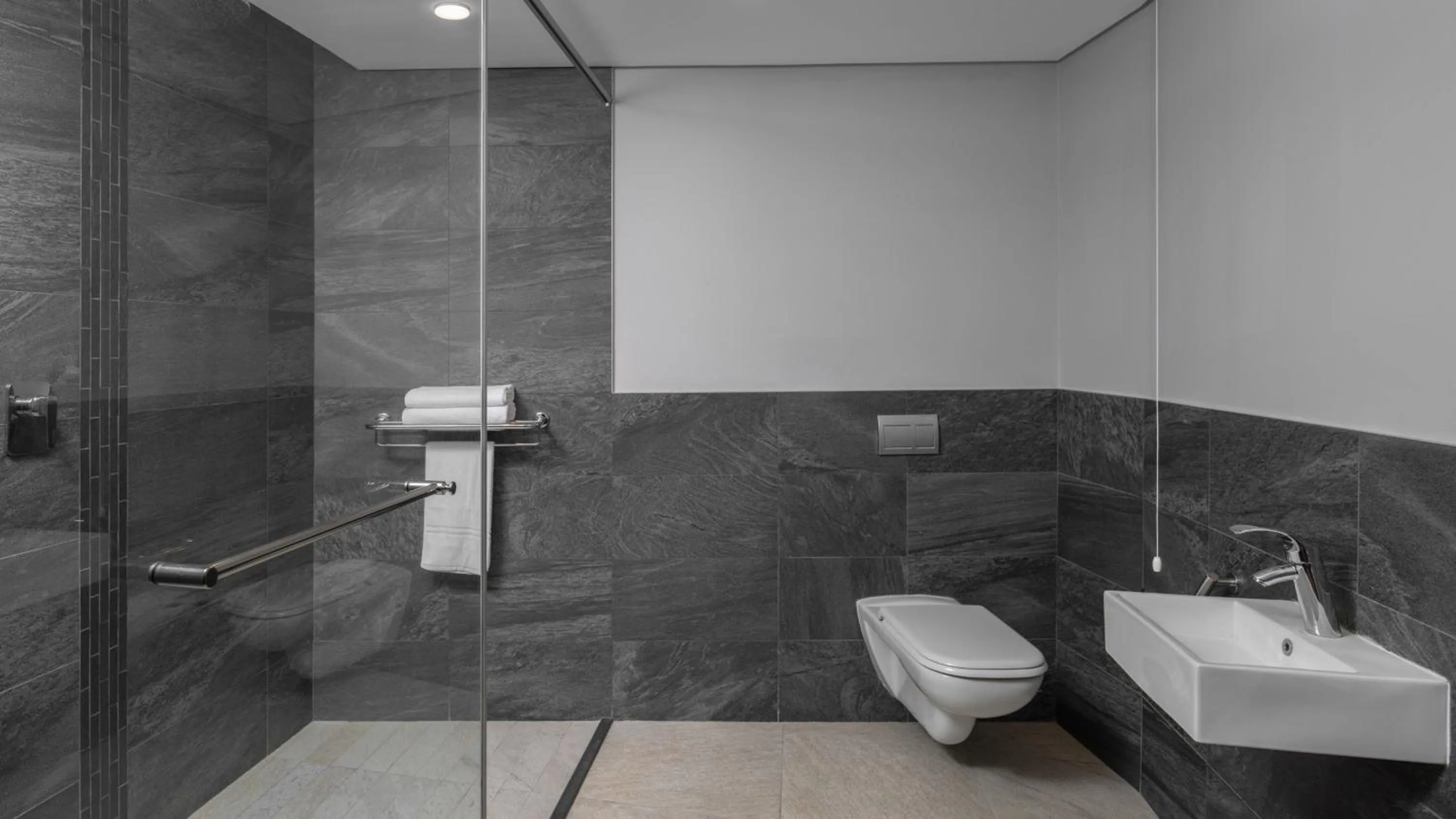 Photo of the whole room in Holiday Inn - Nairobi Two Rivers Mall by IHG