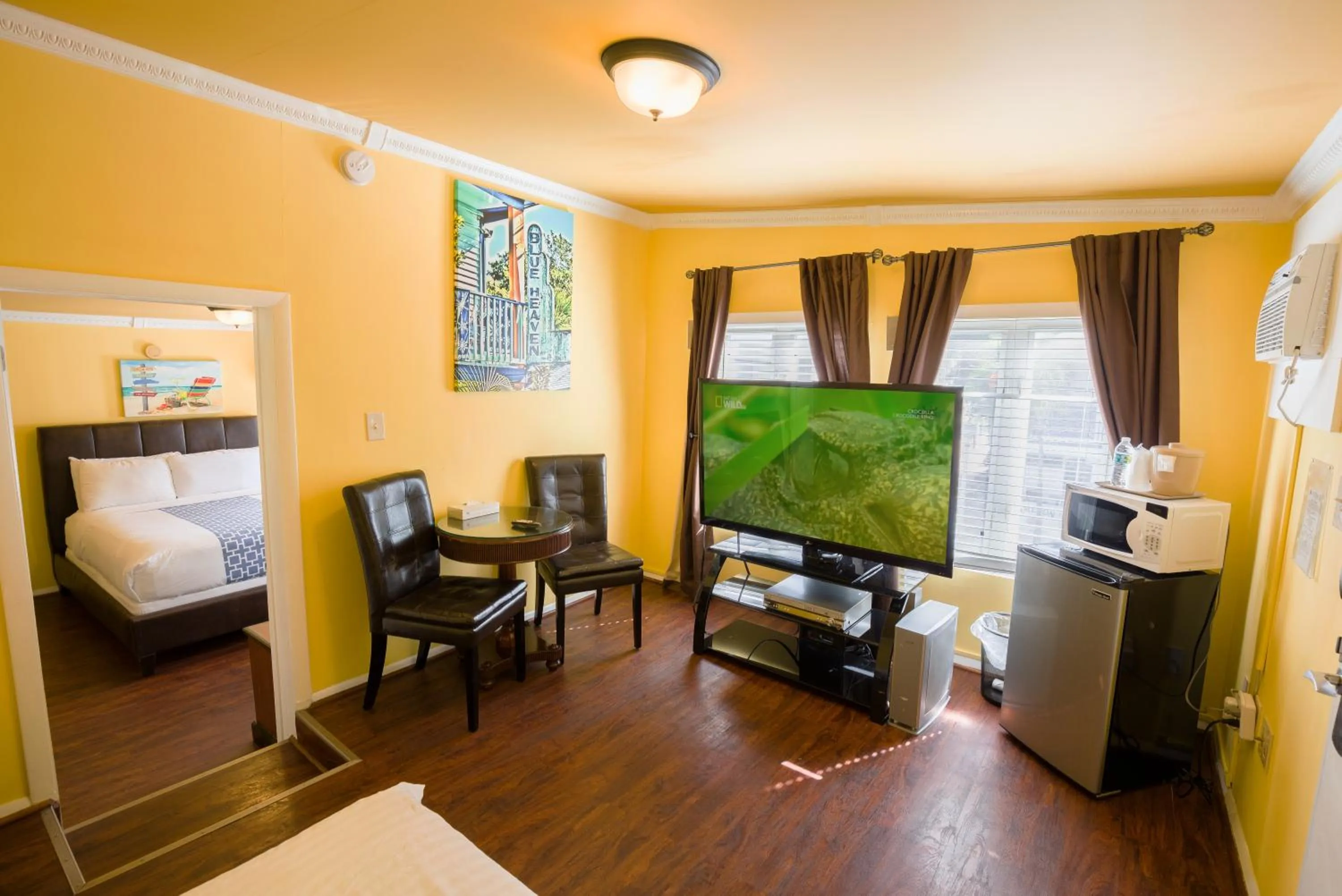 TV and multimedia, Bed in Pegasus International Hotel