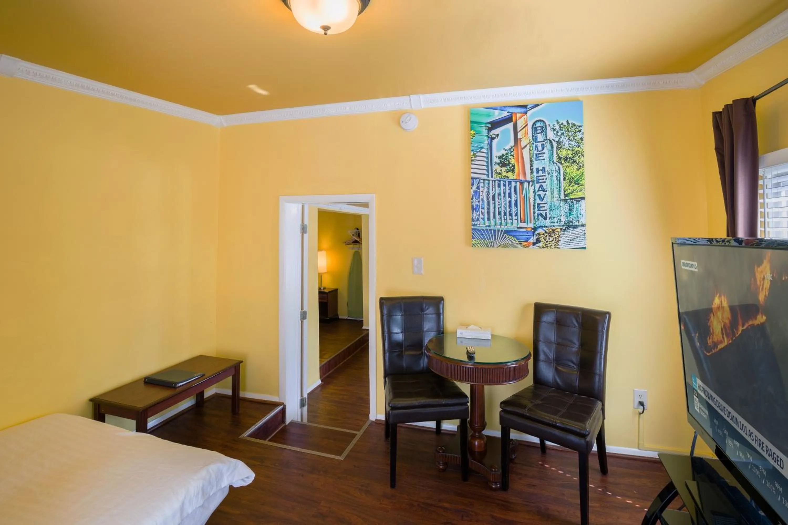 Seating area, Bed in Pegasus International Hotel