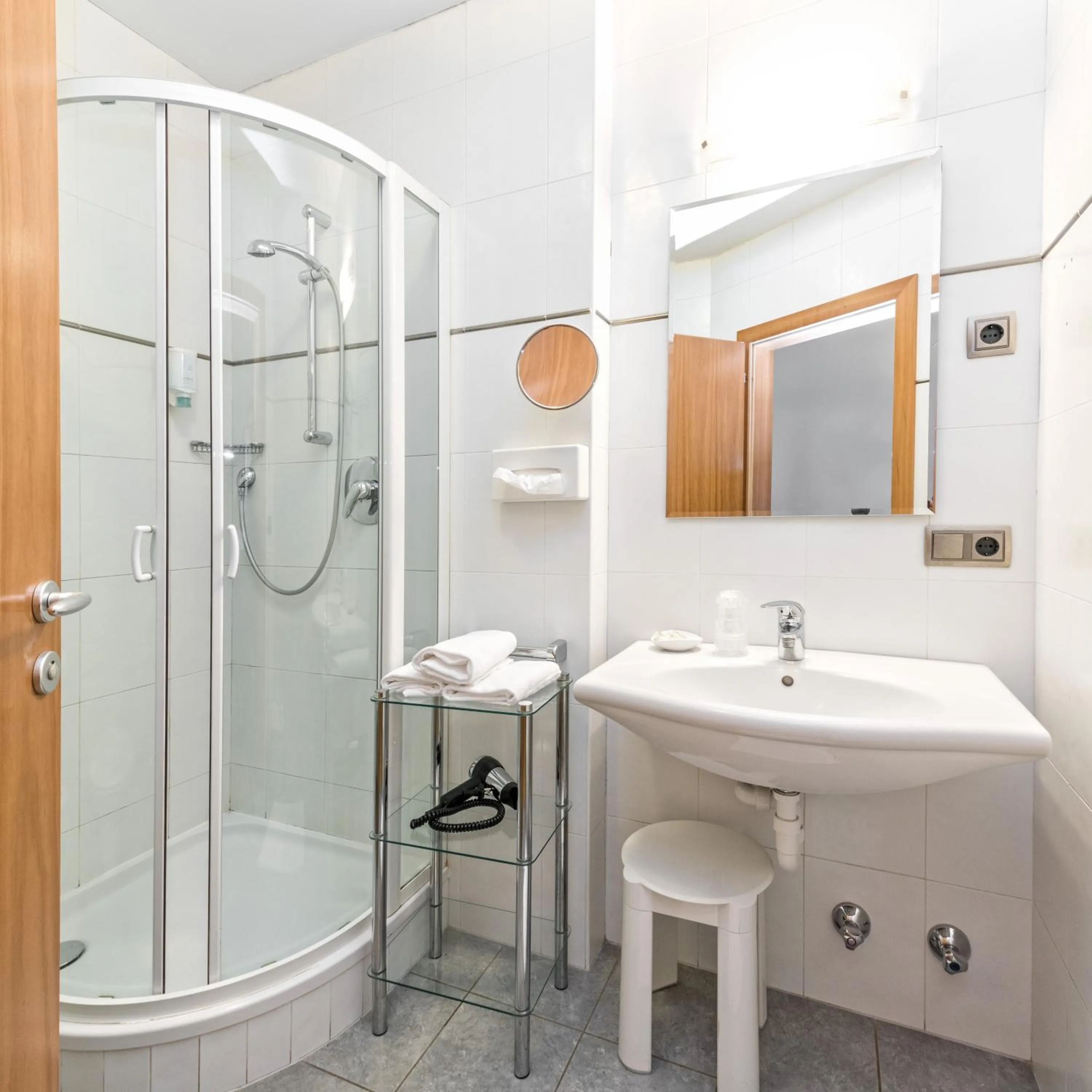 Toilet in Hotel Millanderhof