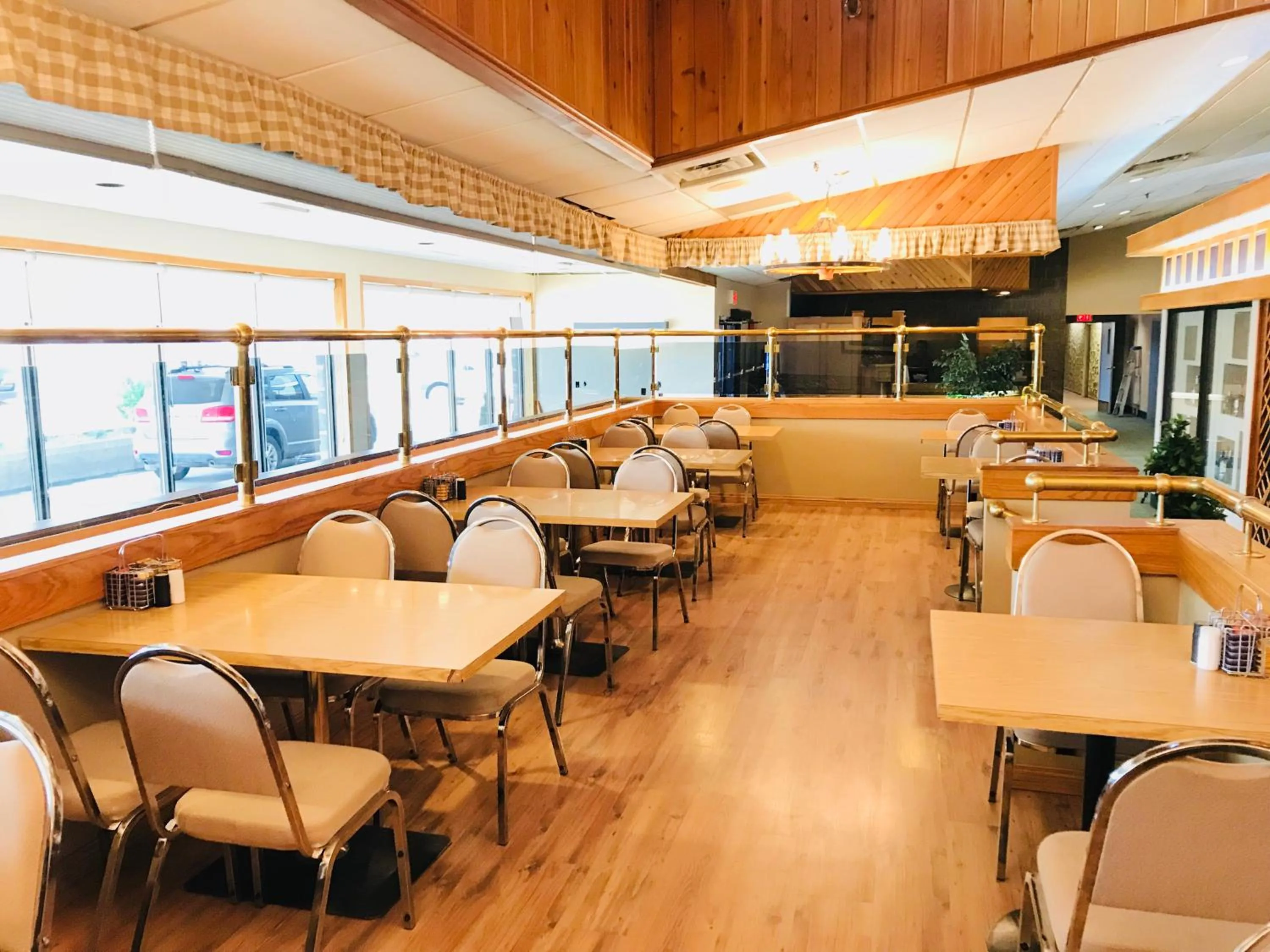 Restaurant/places to eat in Northern Star Hotel & Convention Center