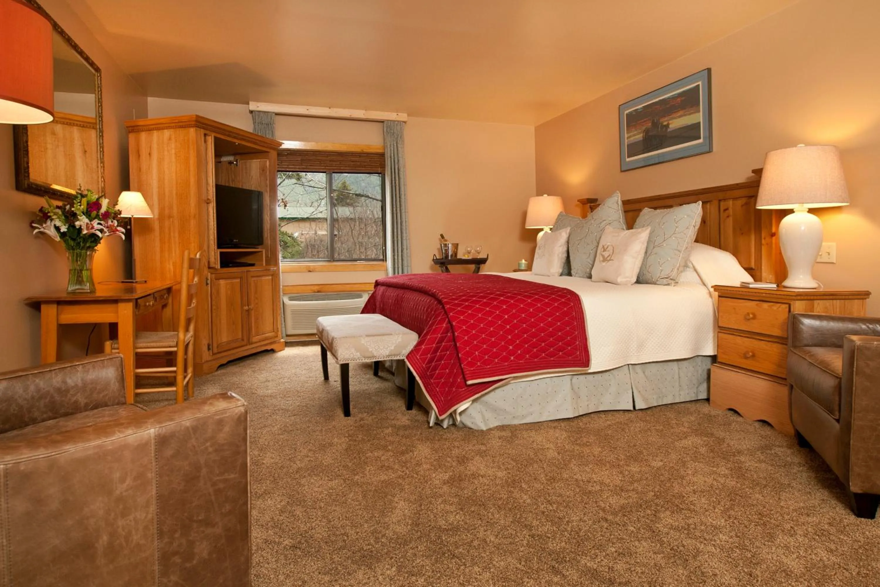 Bed in Inn on The Creek