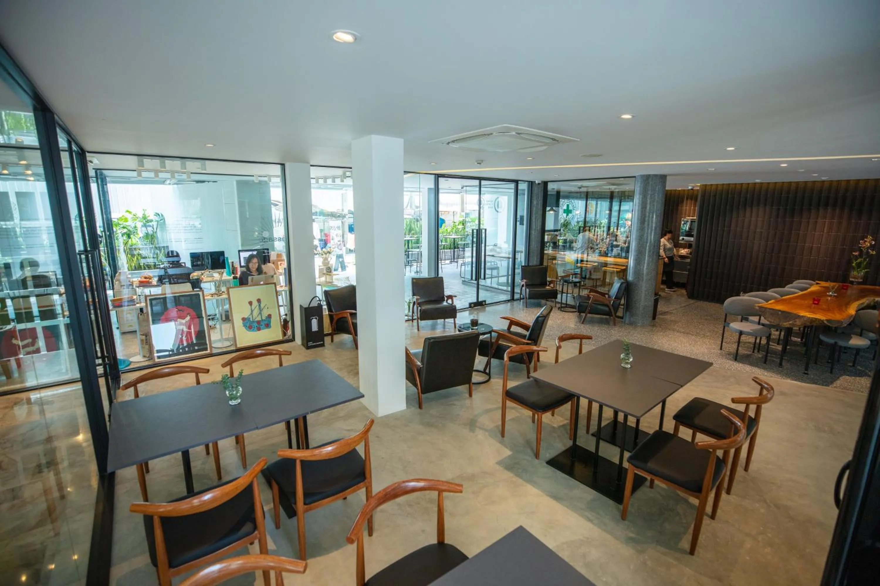 Restaurant/places to eat in Reno hotel