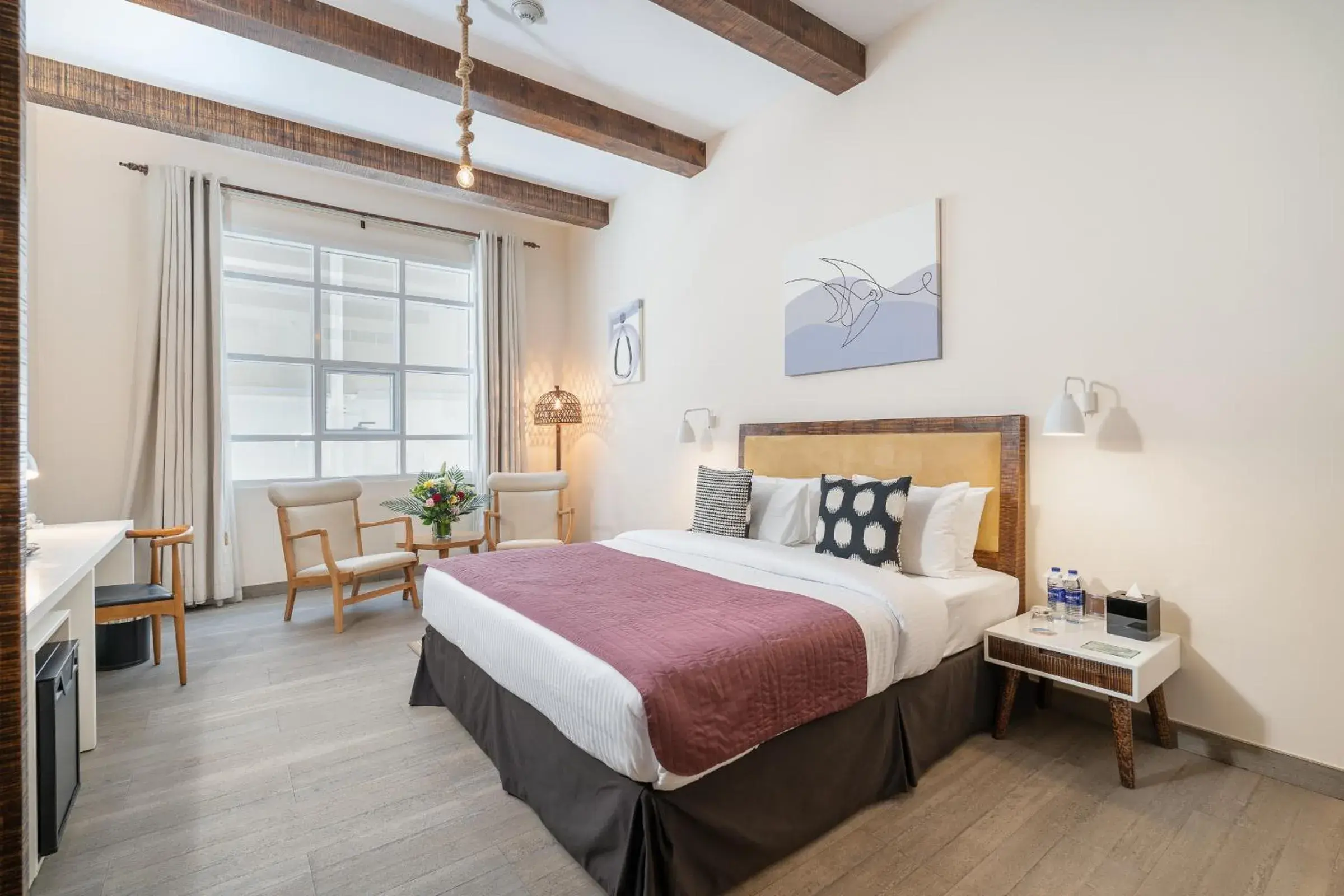 Inner courtyard view, Bed in Beach Walk Boutique Jumeirah Inner courtyard view, Bed in Beach Walk Boutique Jumeirah