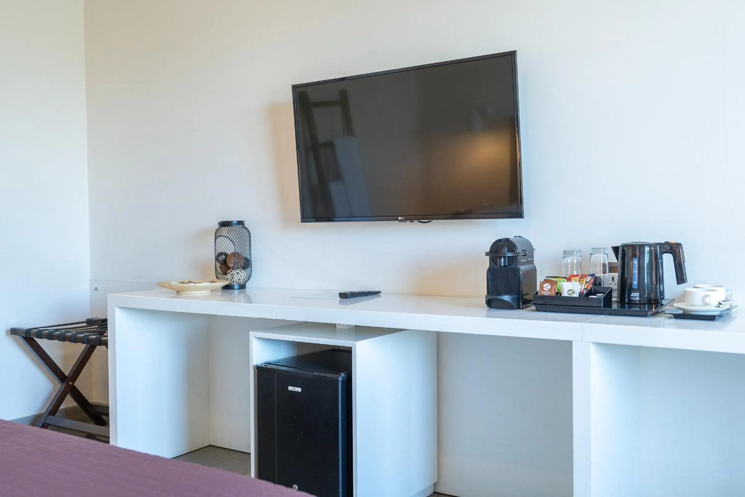 TV and multimedia in Beach Walk Boutique Jumeirah