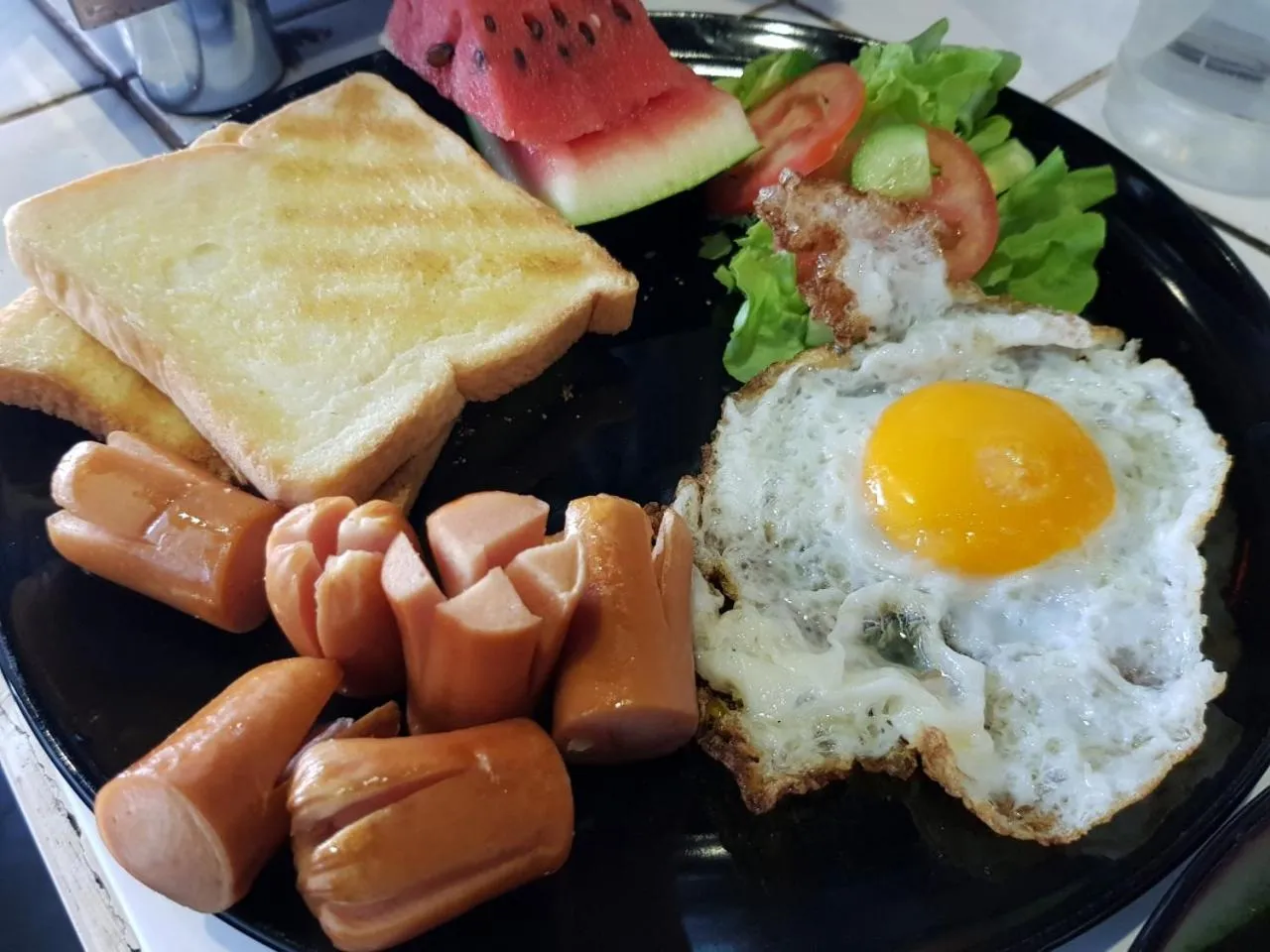 Breakfast in Pastelhouse hostel