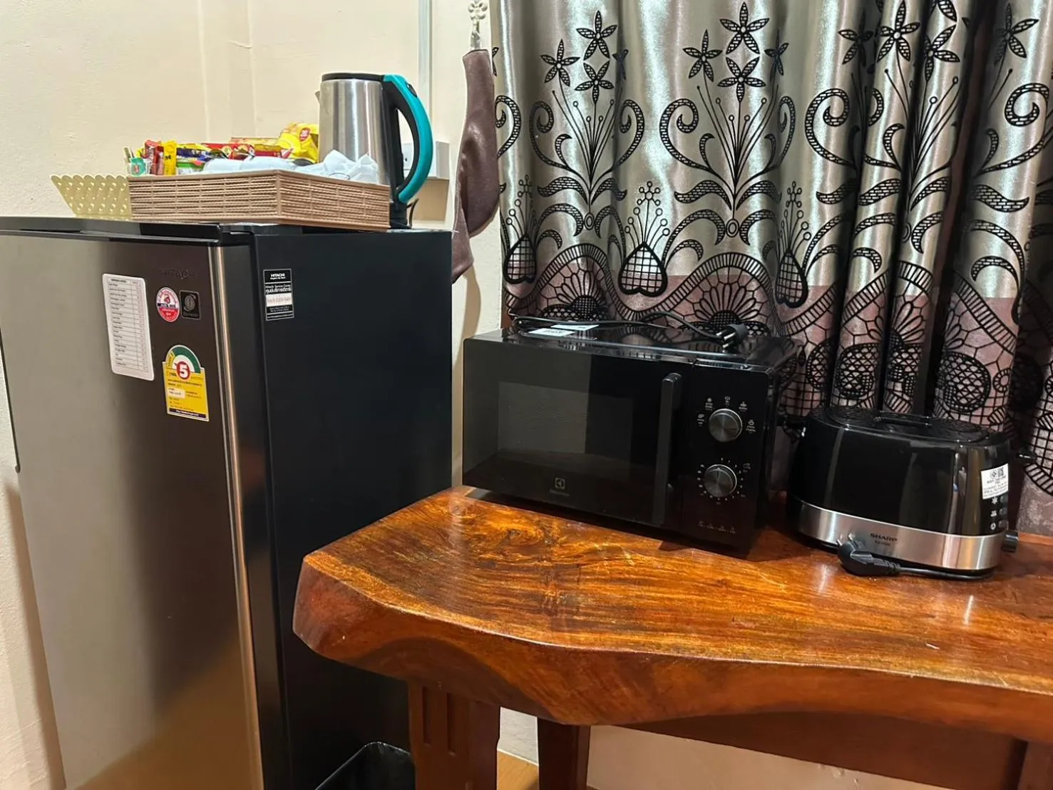 Kitchen or kitchenette in Kata Leaf Resort Phuket -