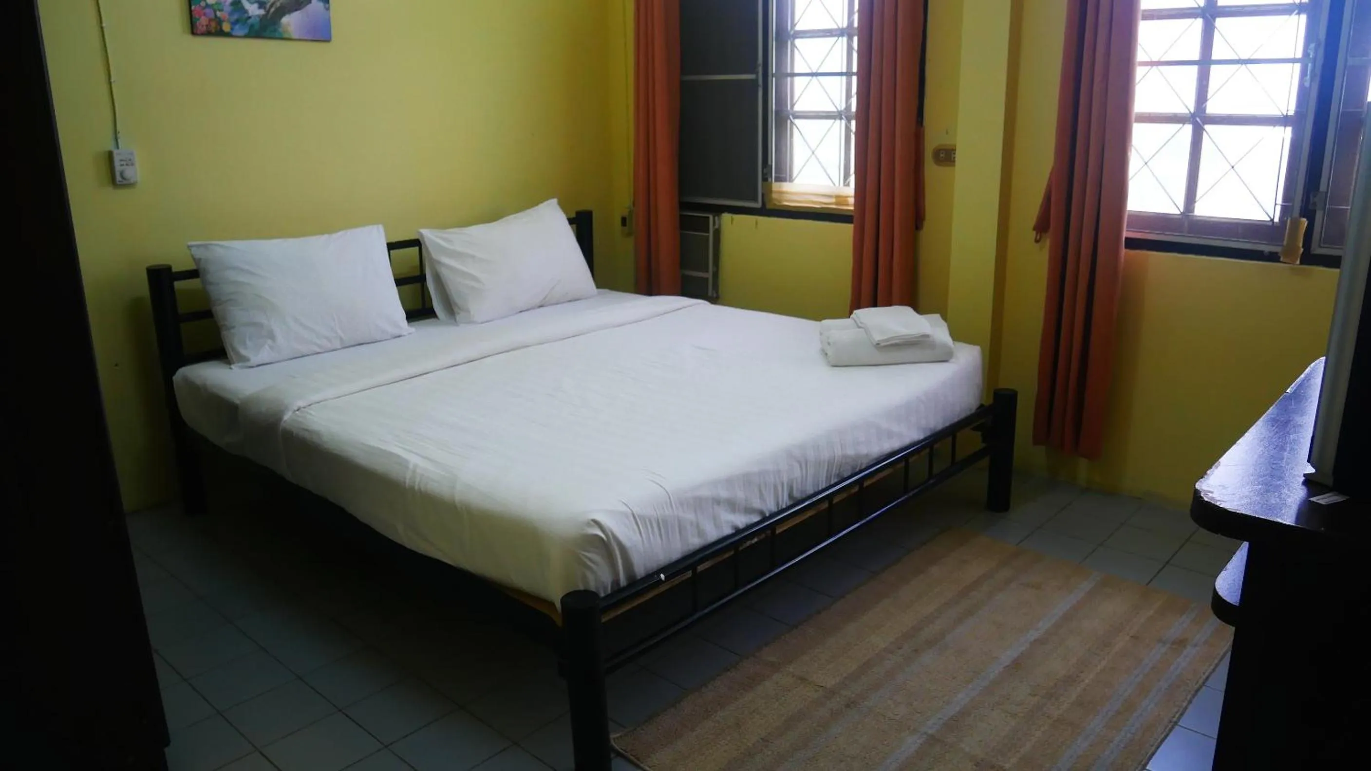 Bedroom, Bed in Kata Leaf Resort Phuket -