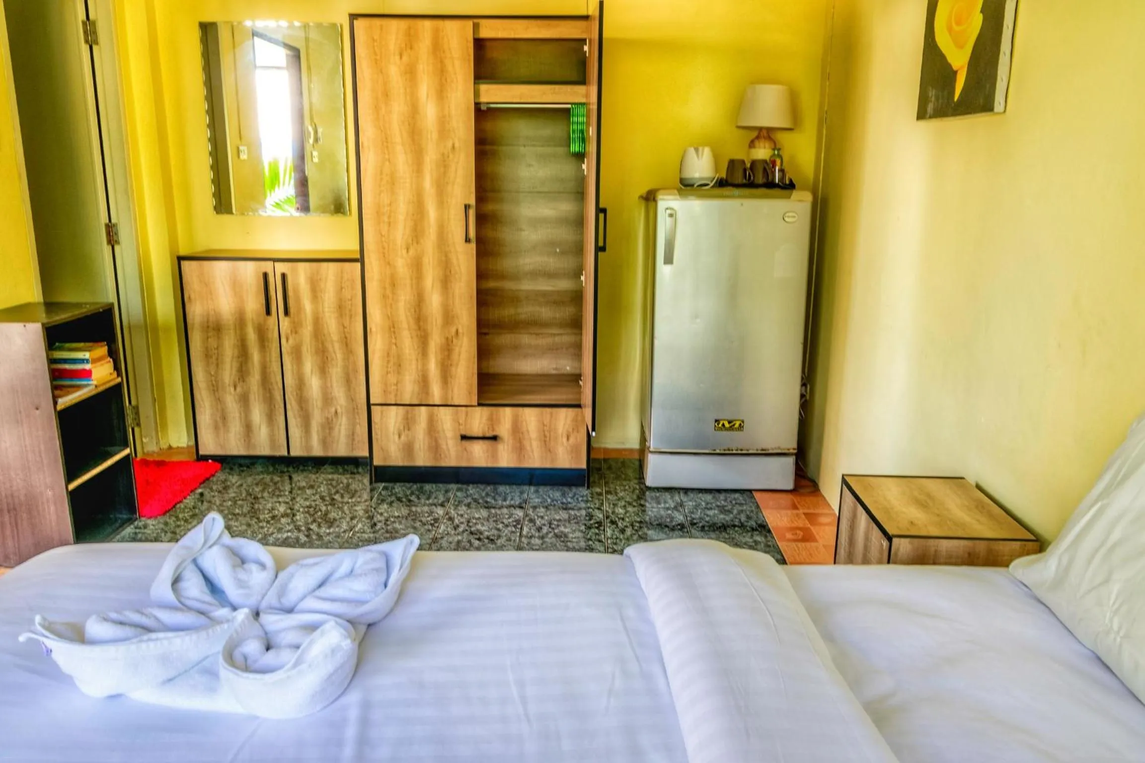 Photo of the whole room, Bed in Kata Leaf Resort Phuket -